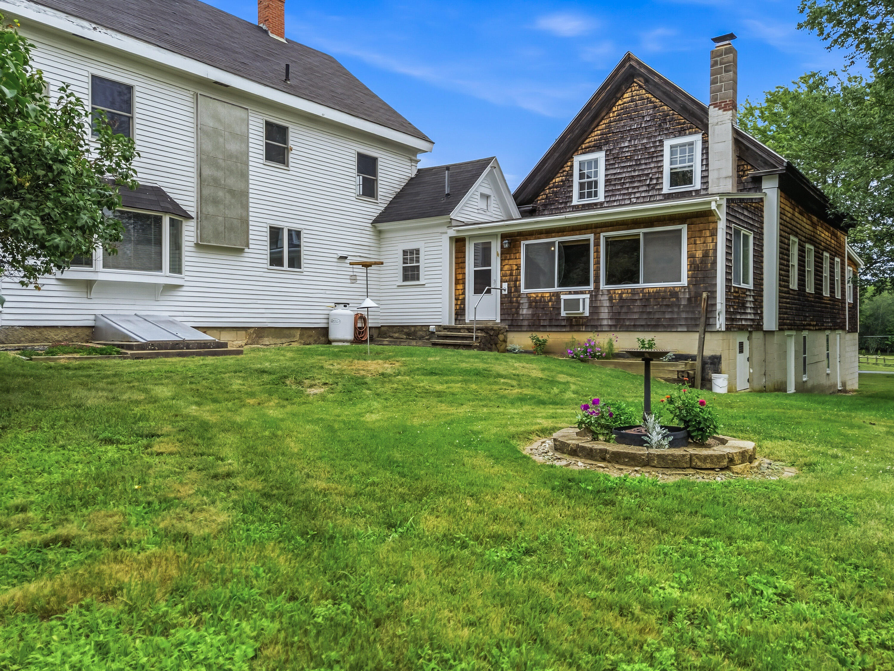 main property photo 59