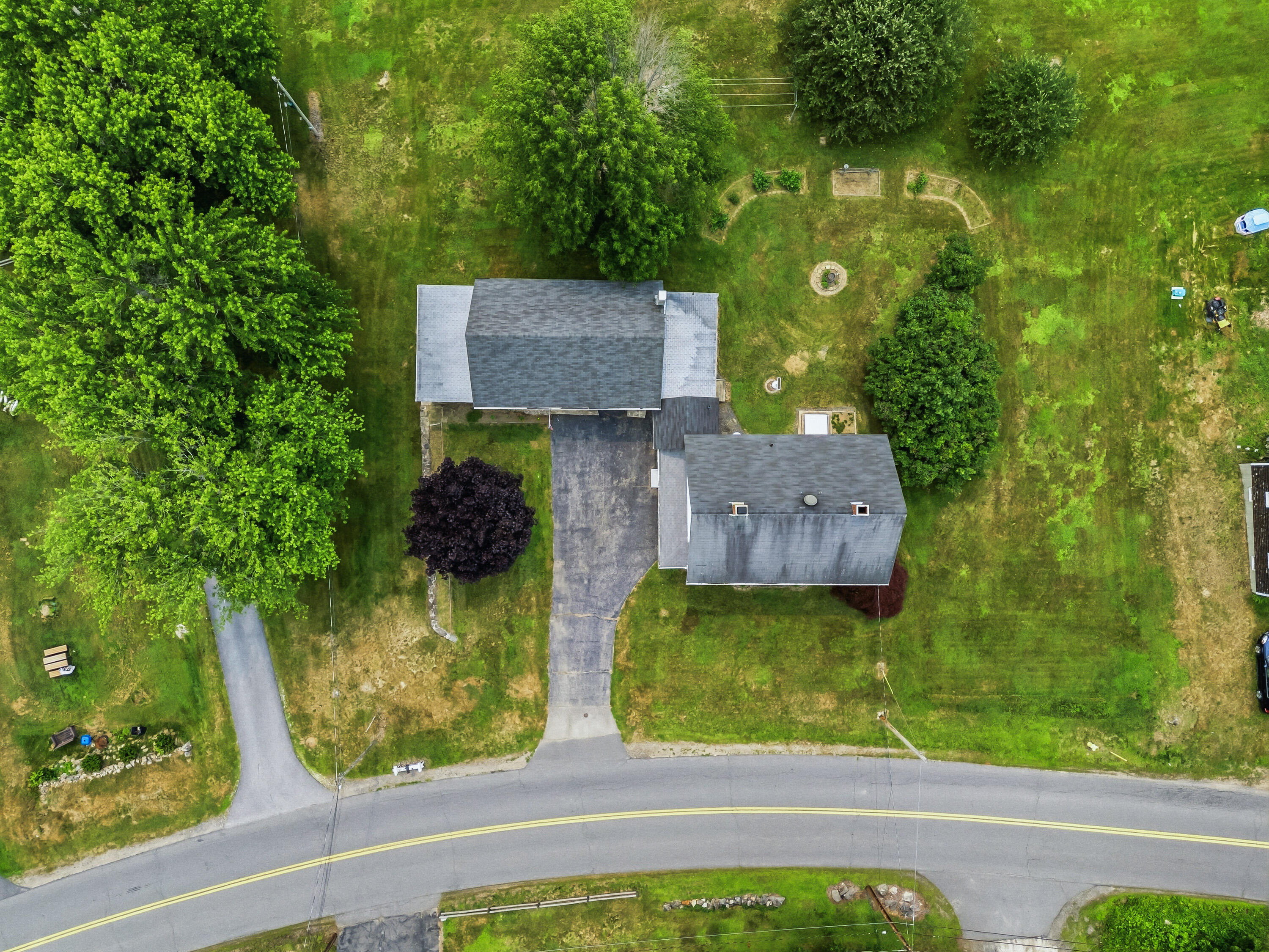 main property photo 74