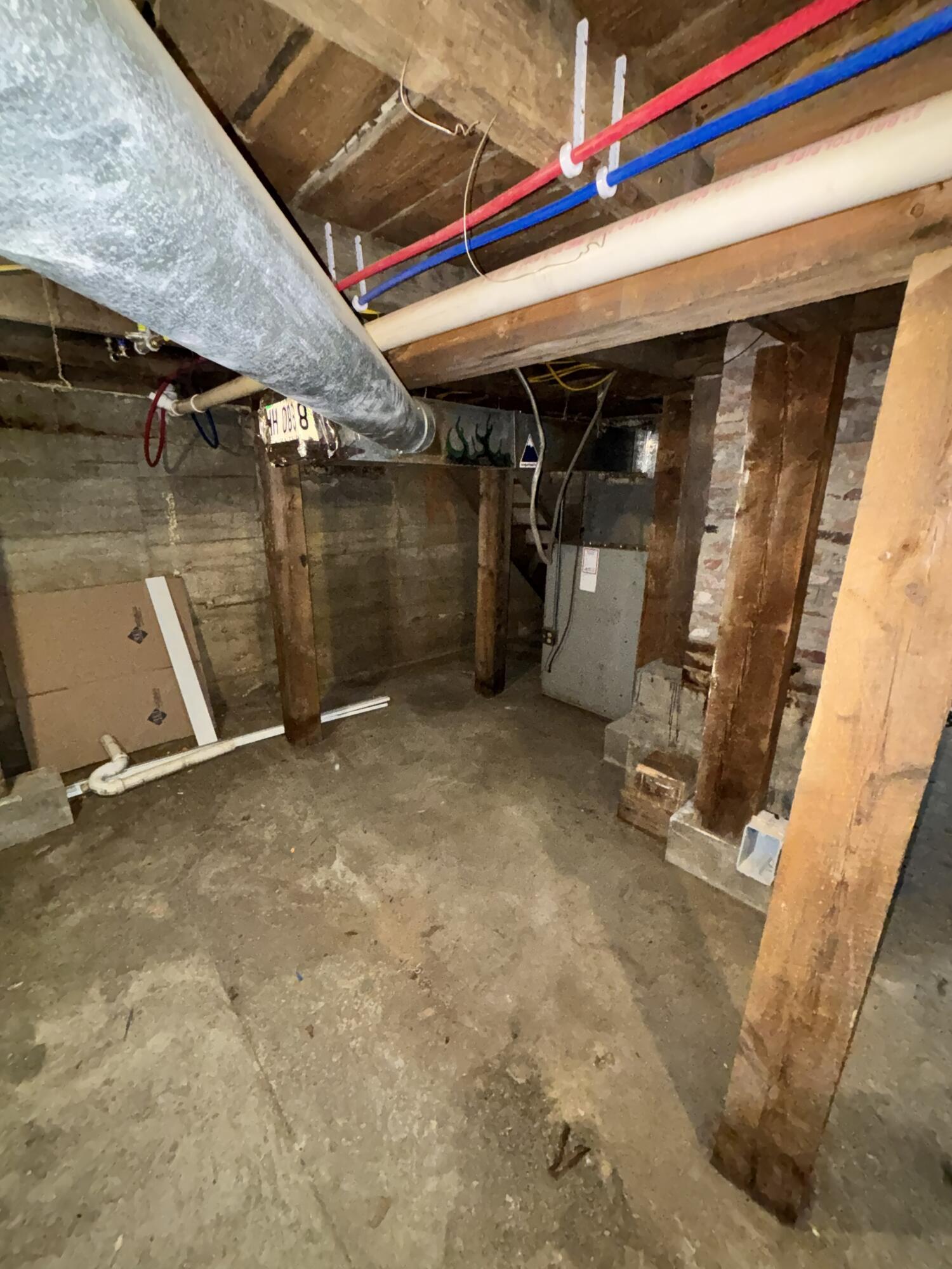 main property photo 9