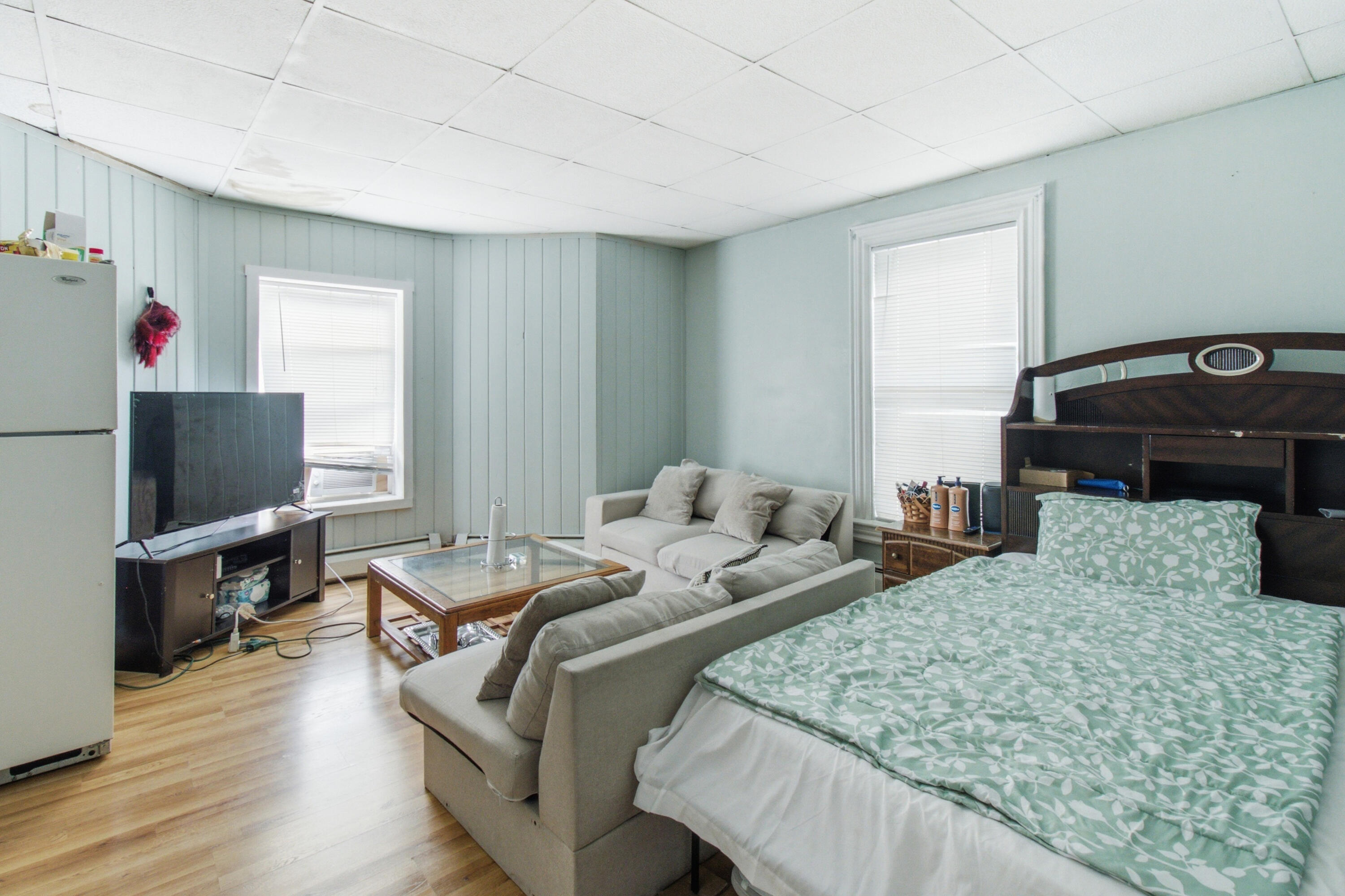 main property photo 25