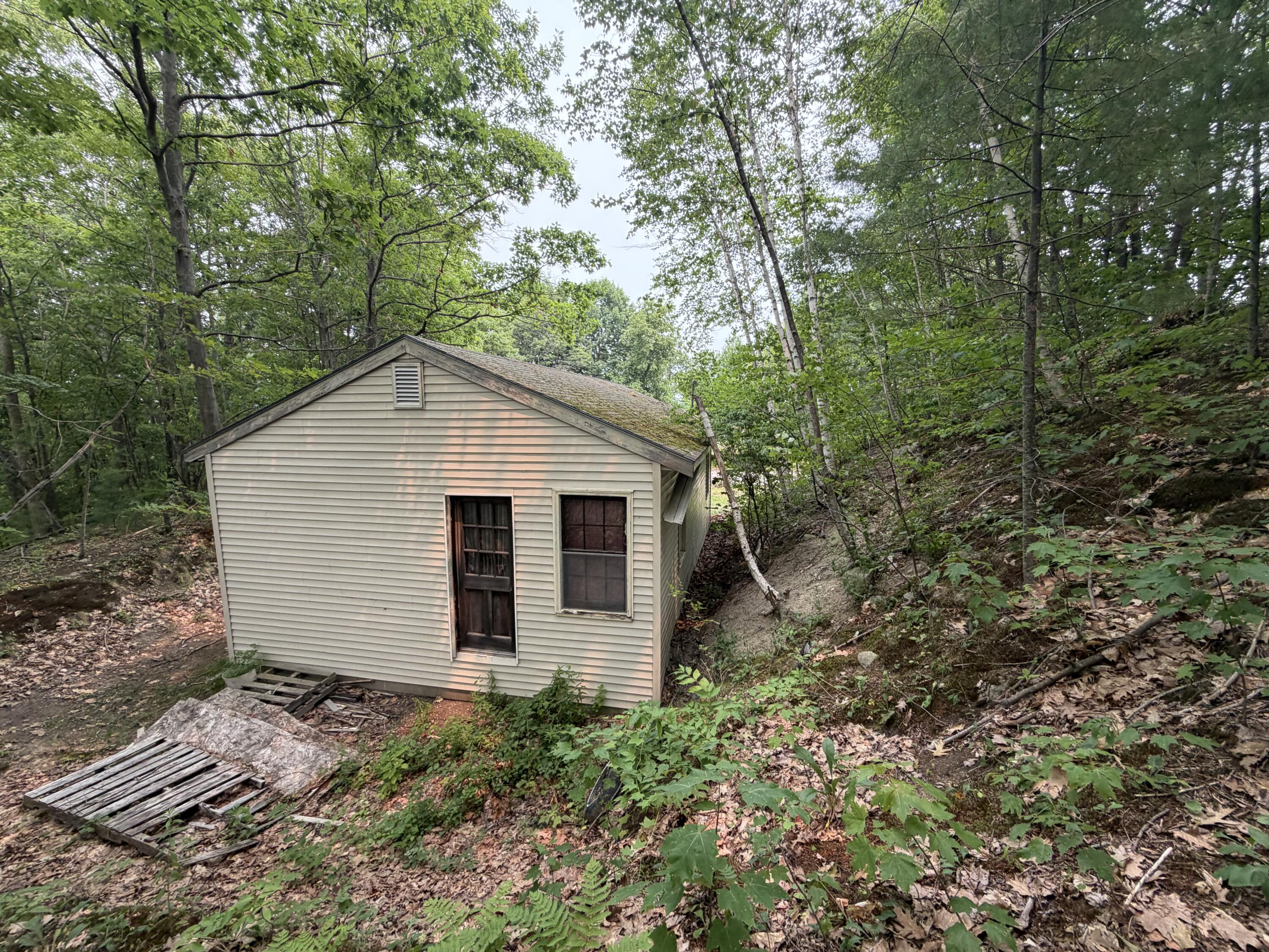main property photo 31