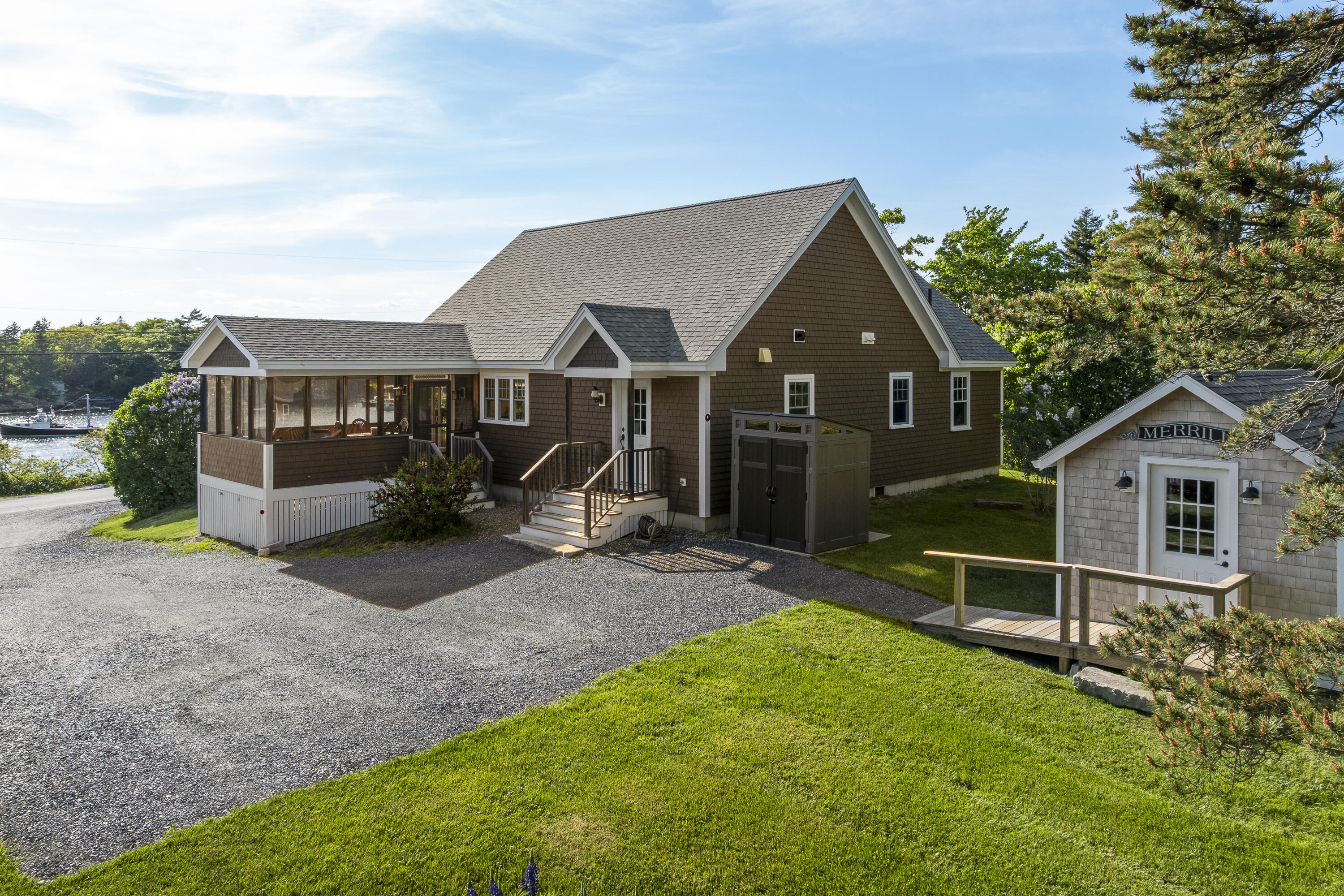 main property photo 8