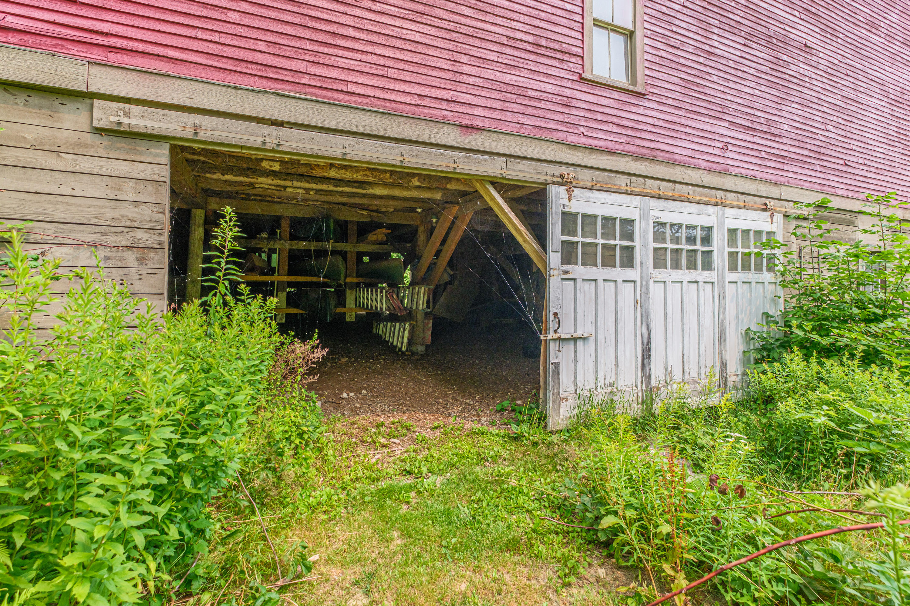 main property photo 104