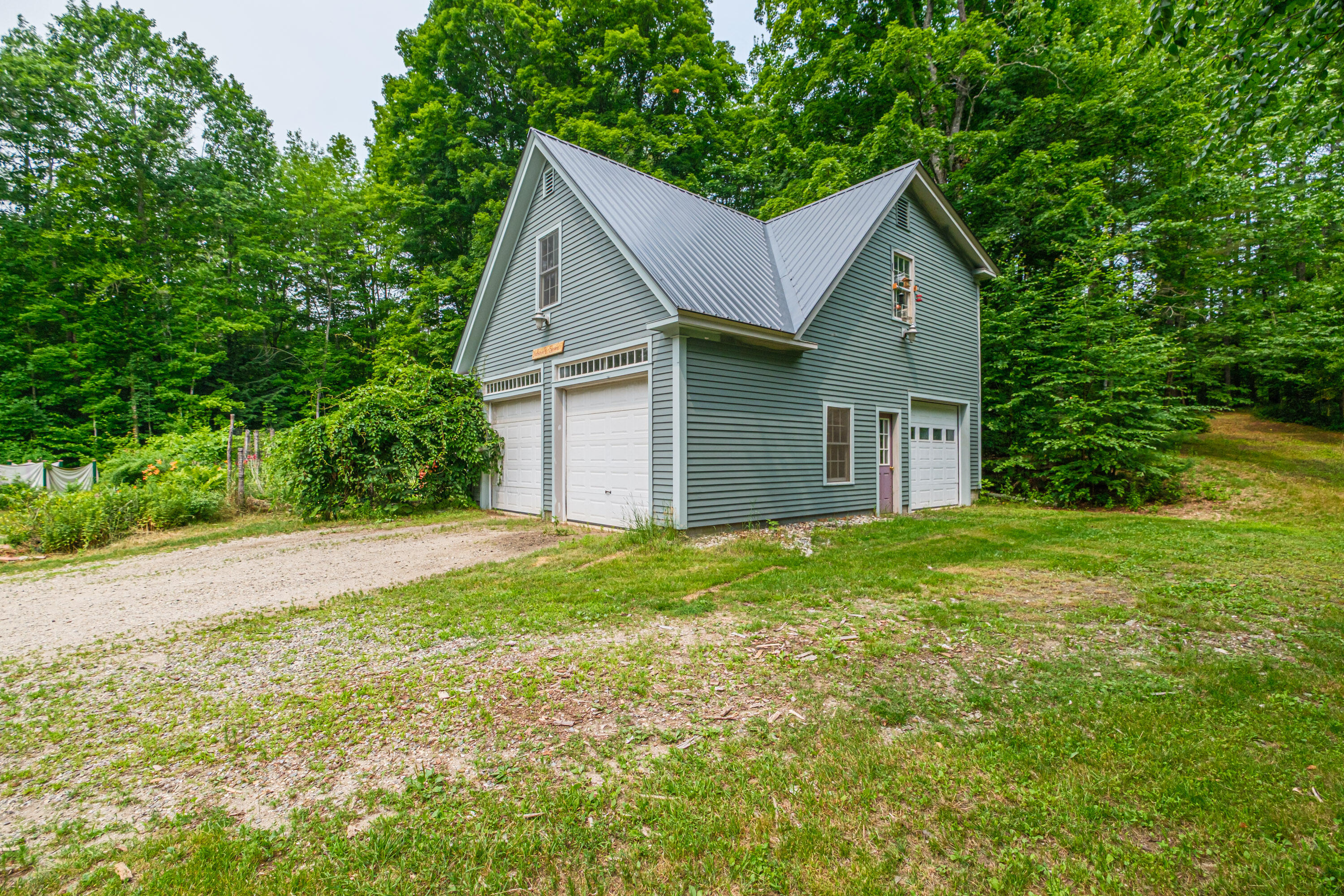 main property photo 98