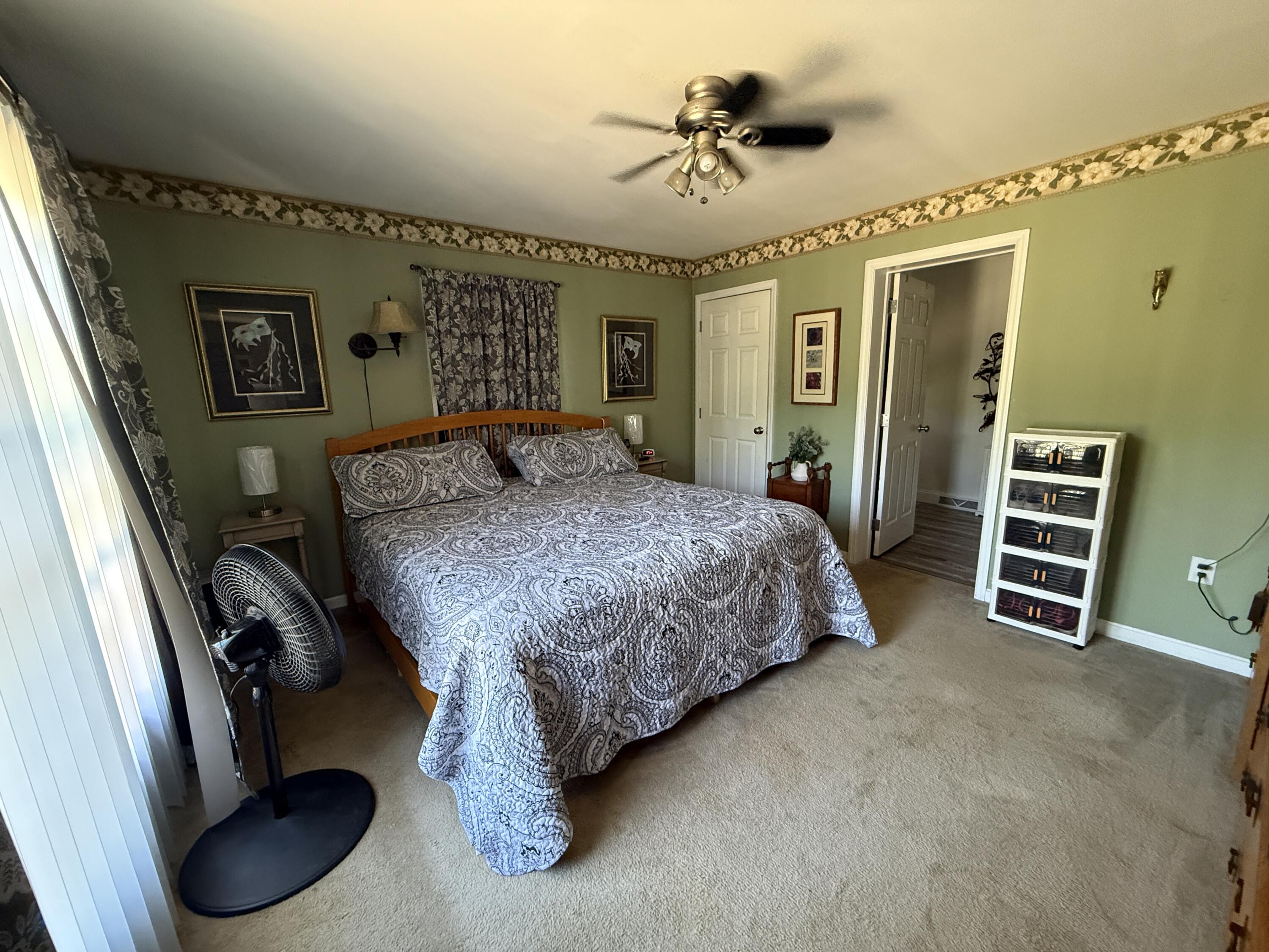 main property photo 16