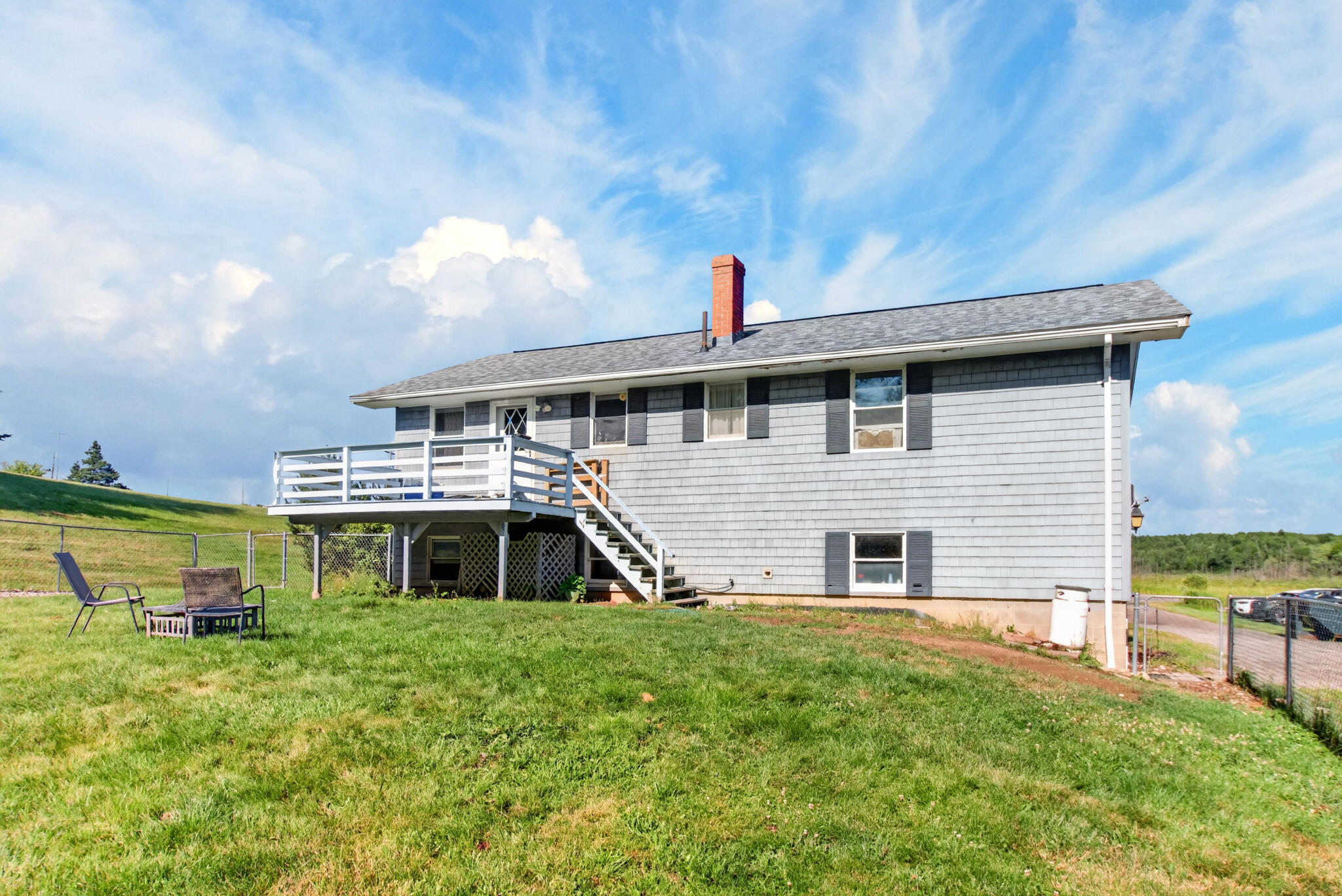 main property photo 38