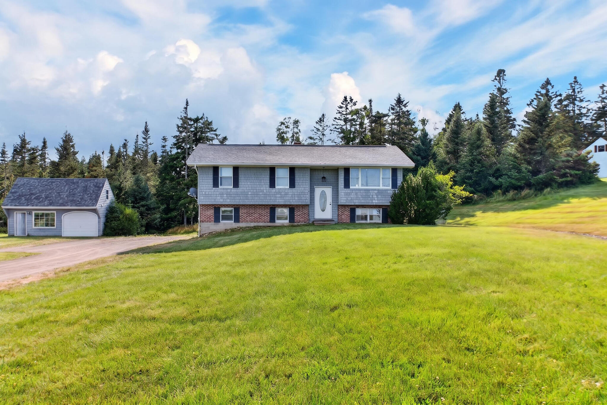 main property photo 41
