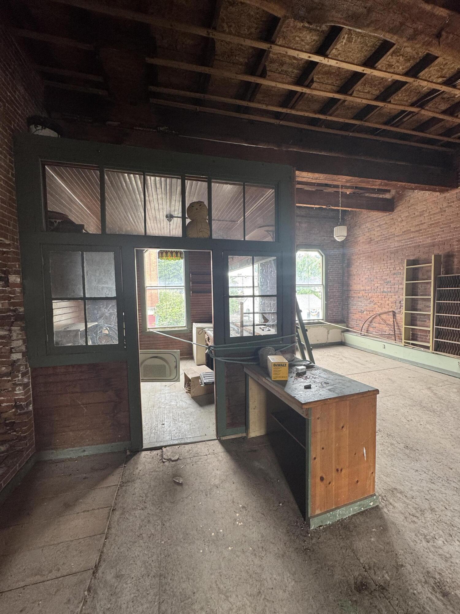 main property photo 29