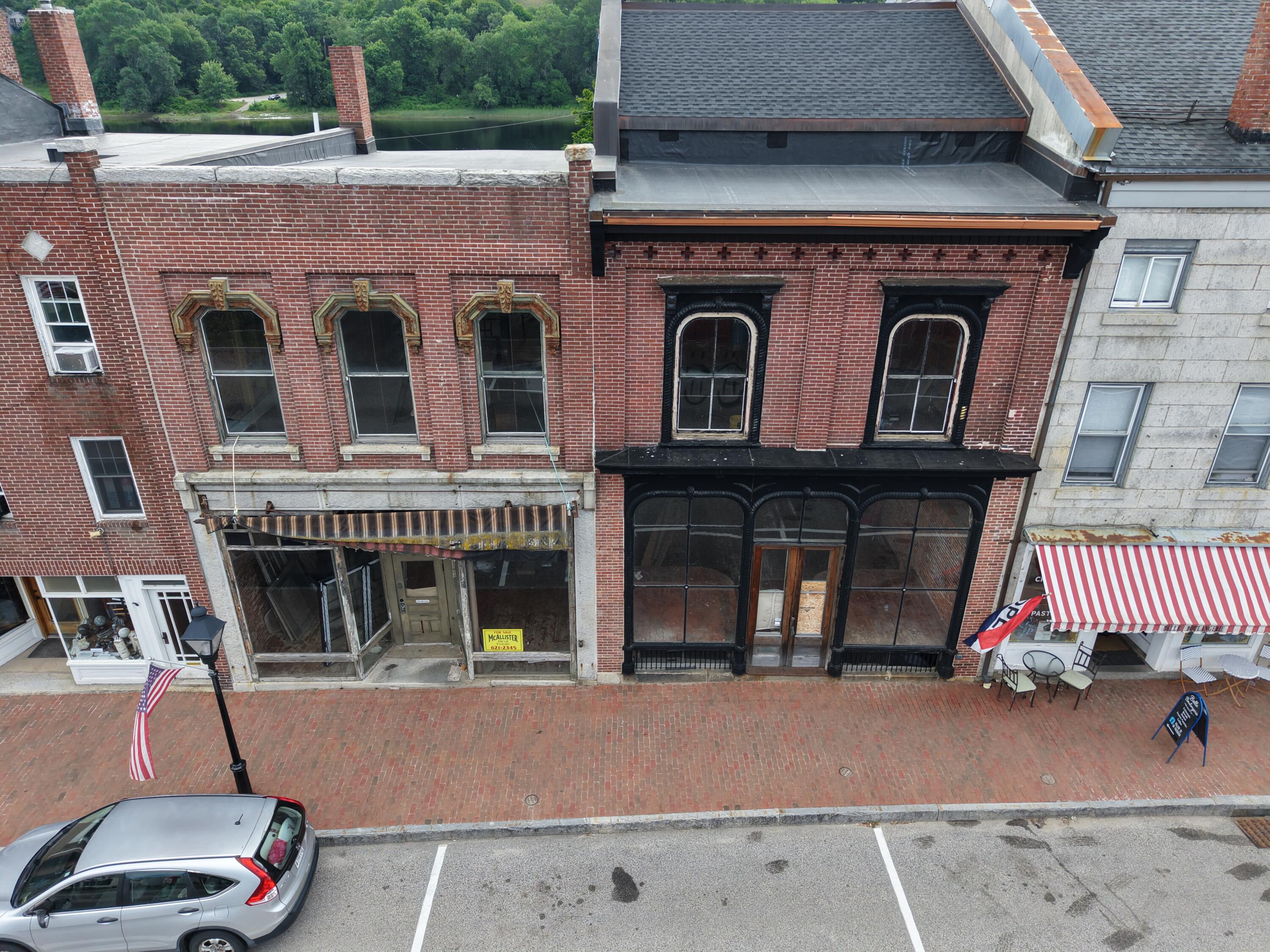main property photo 41