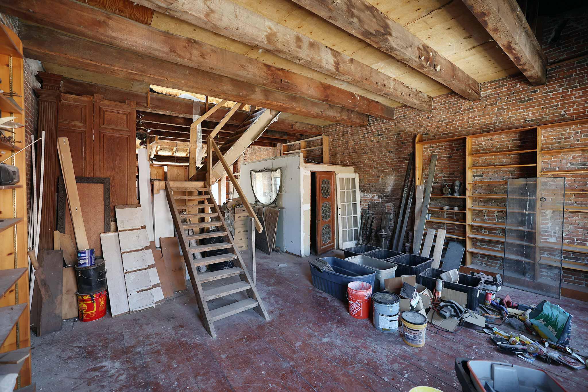 main property photo 70