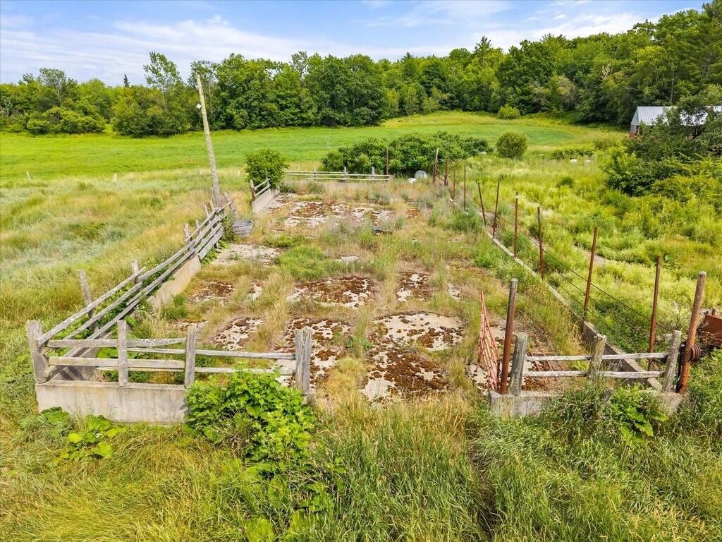 main property photo 54
