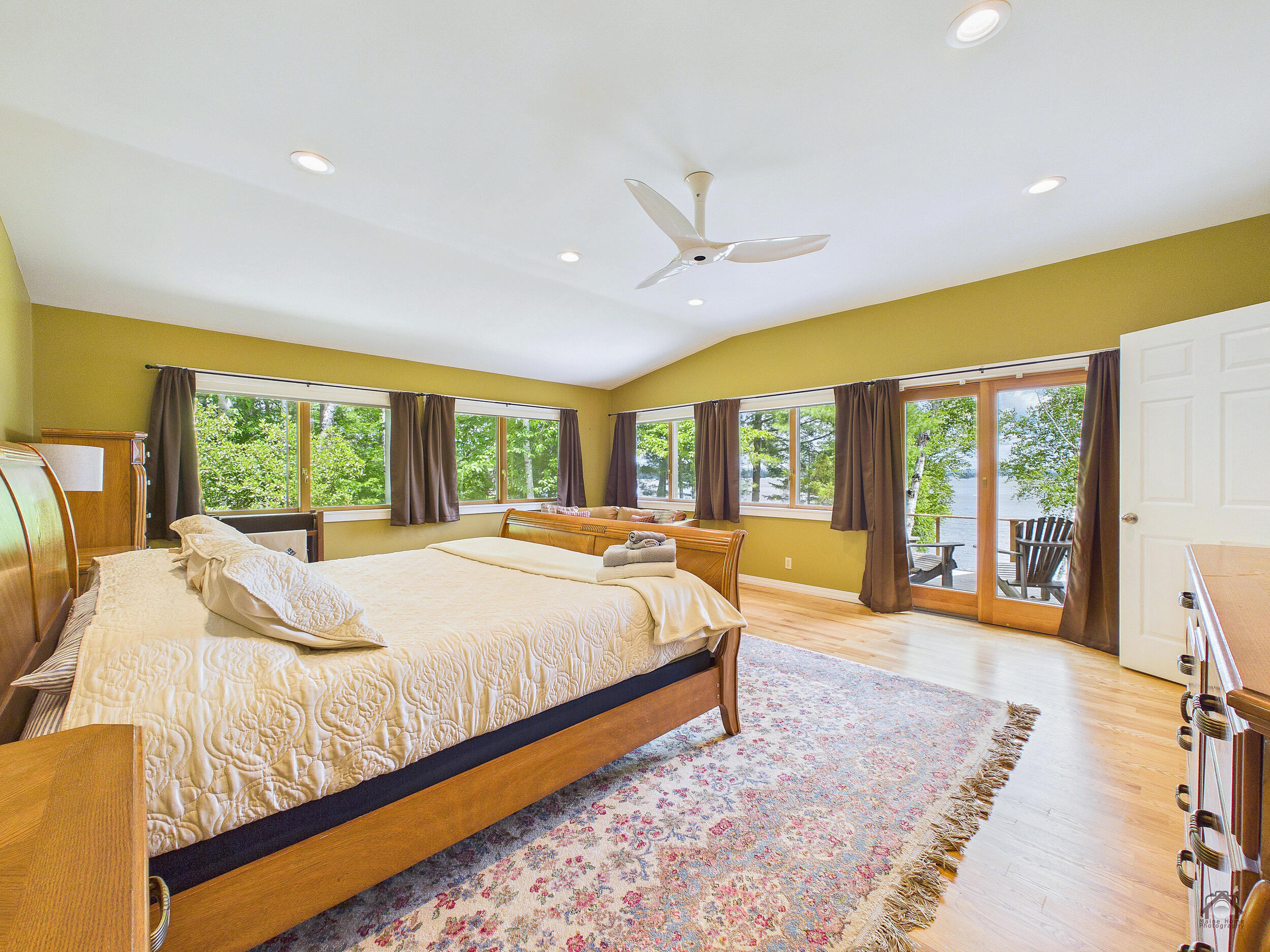 main property photo 76
