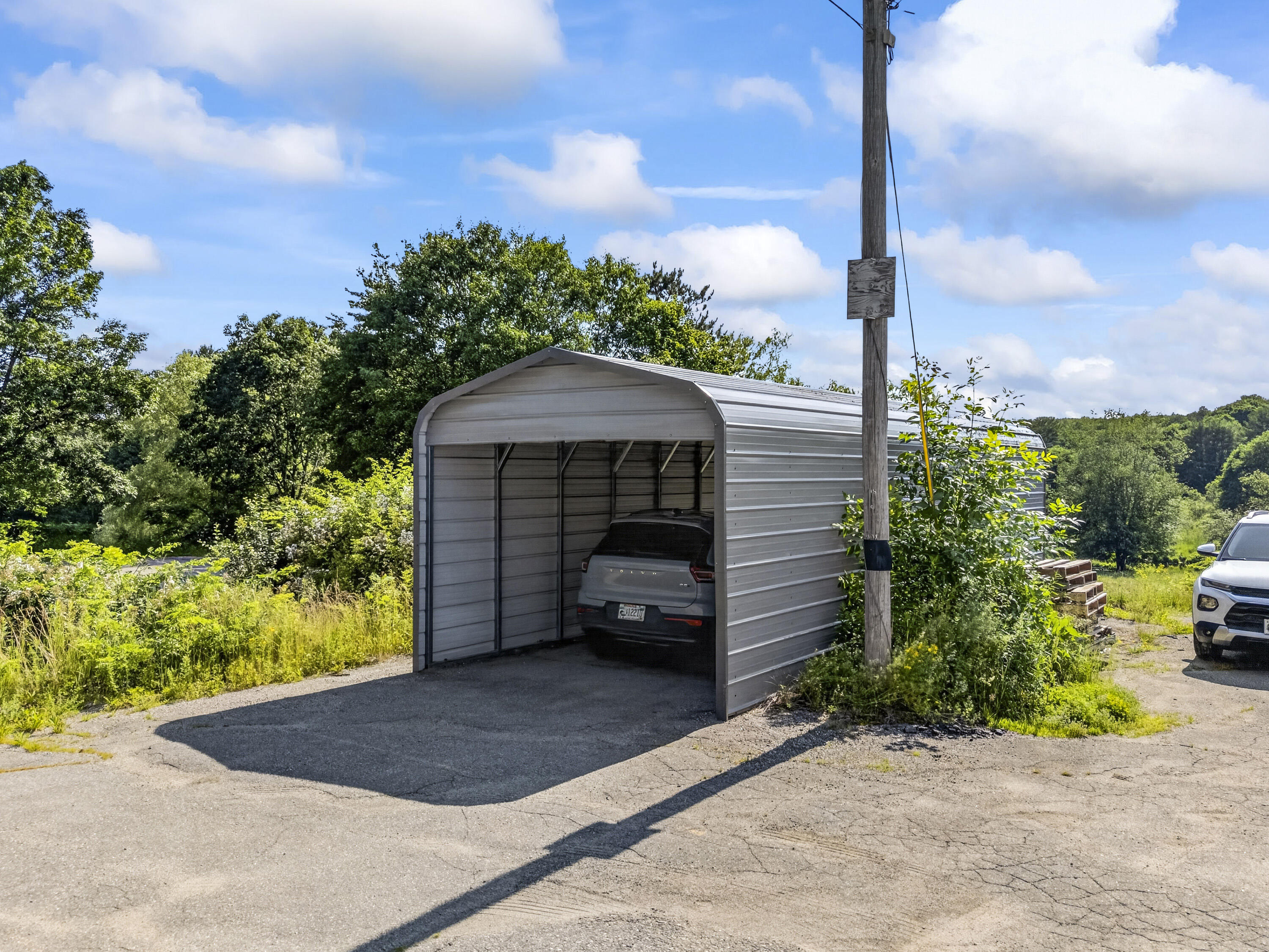 main property photo 68