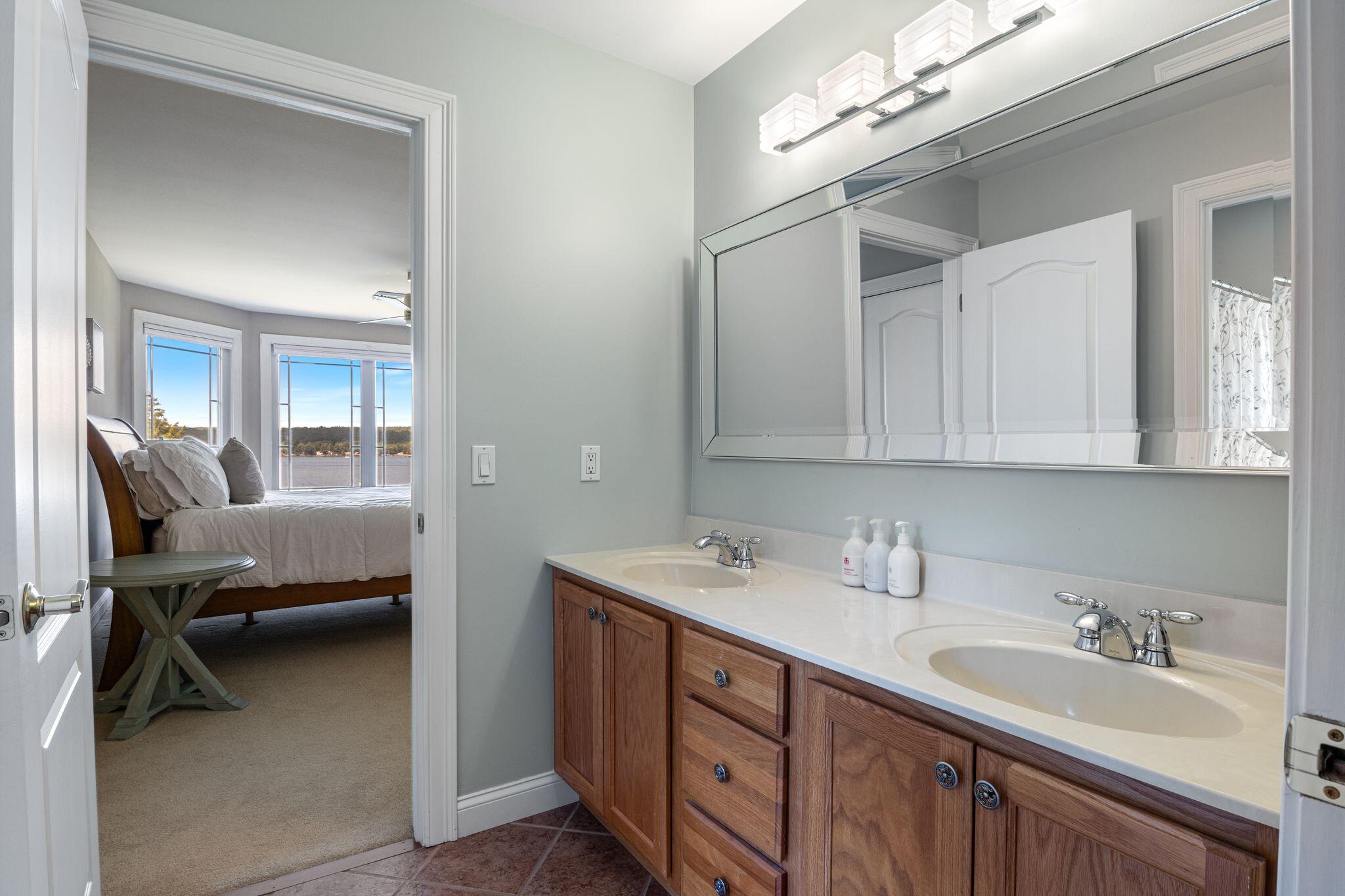 main property photo 64