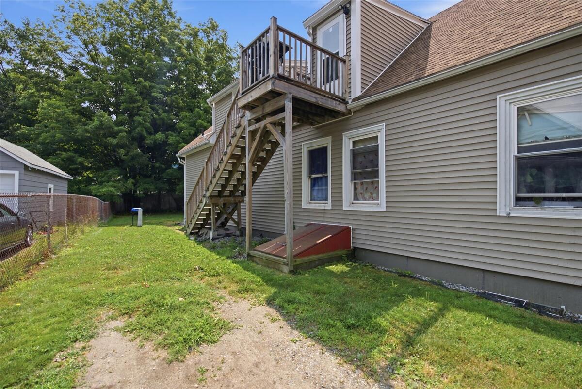 main property photo 44