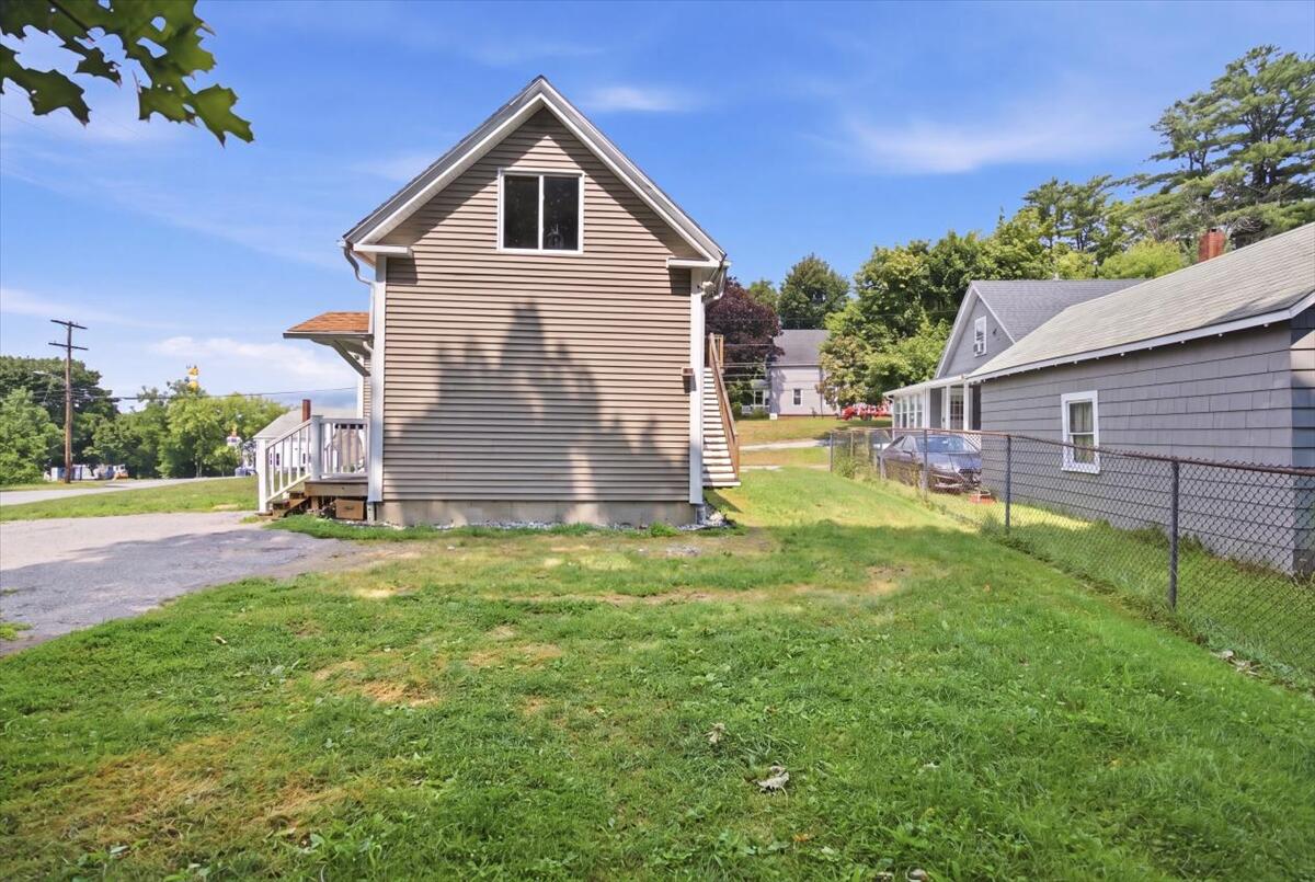 main property photo 50