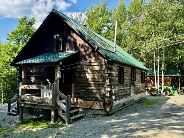 main property photo 6