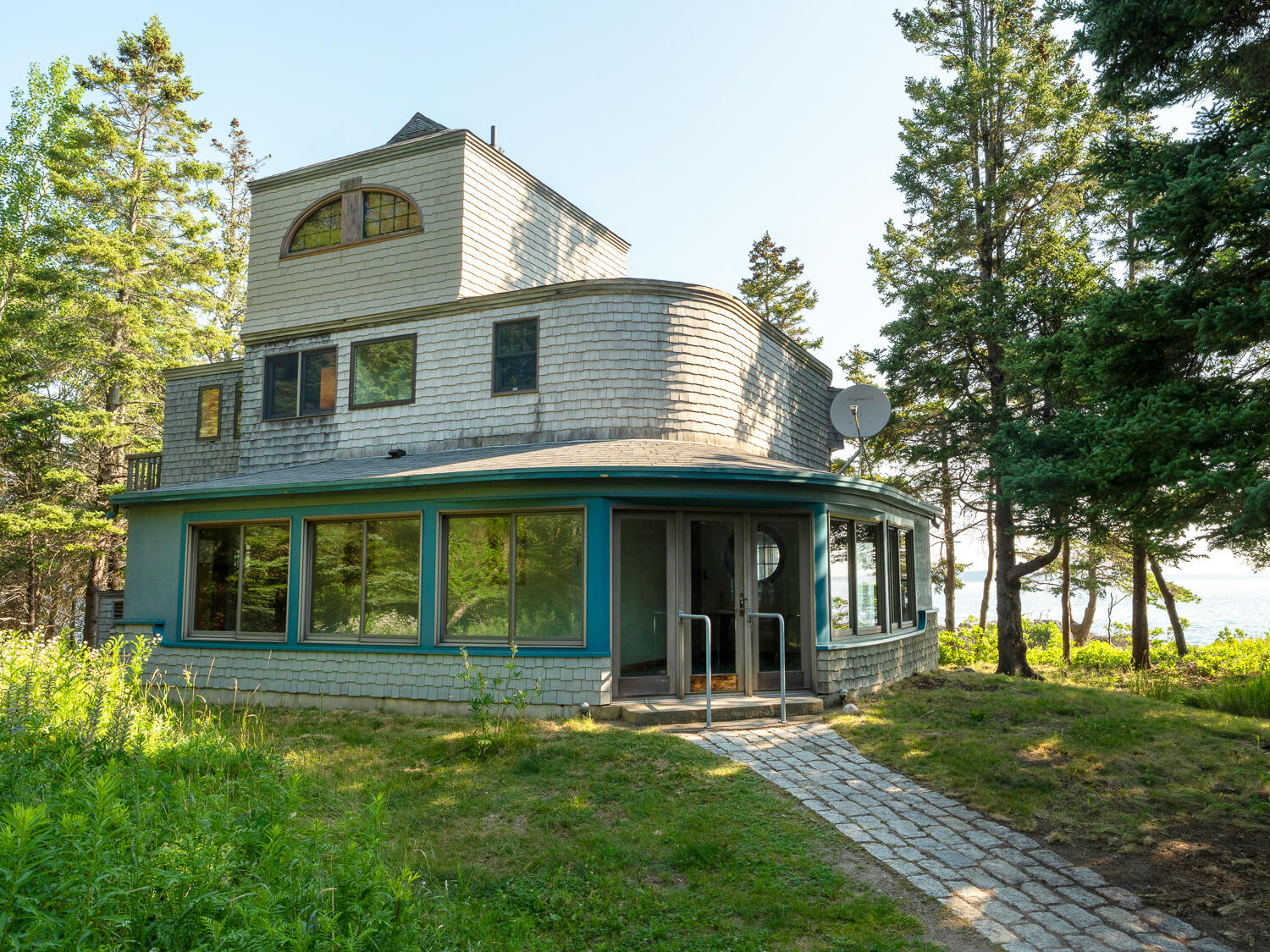 main property photo 1