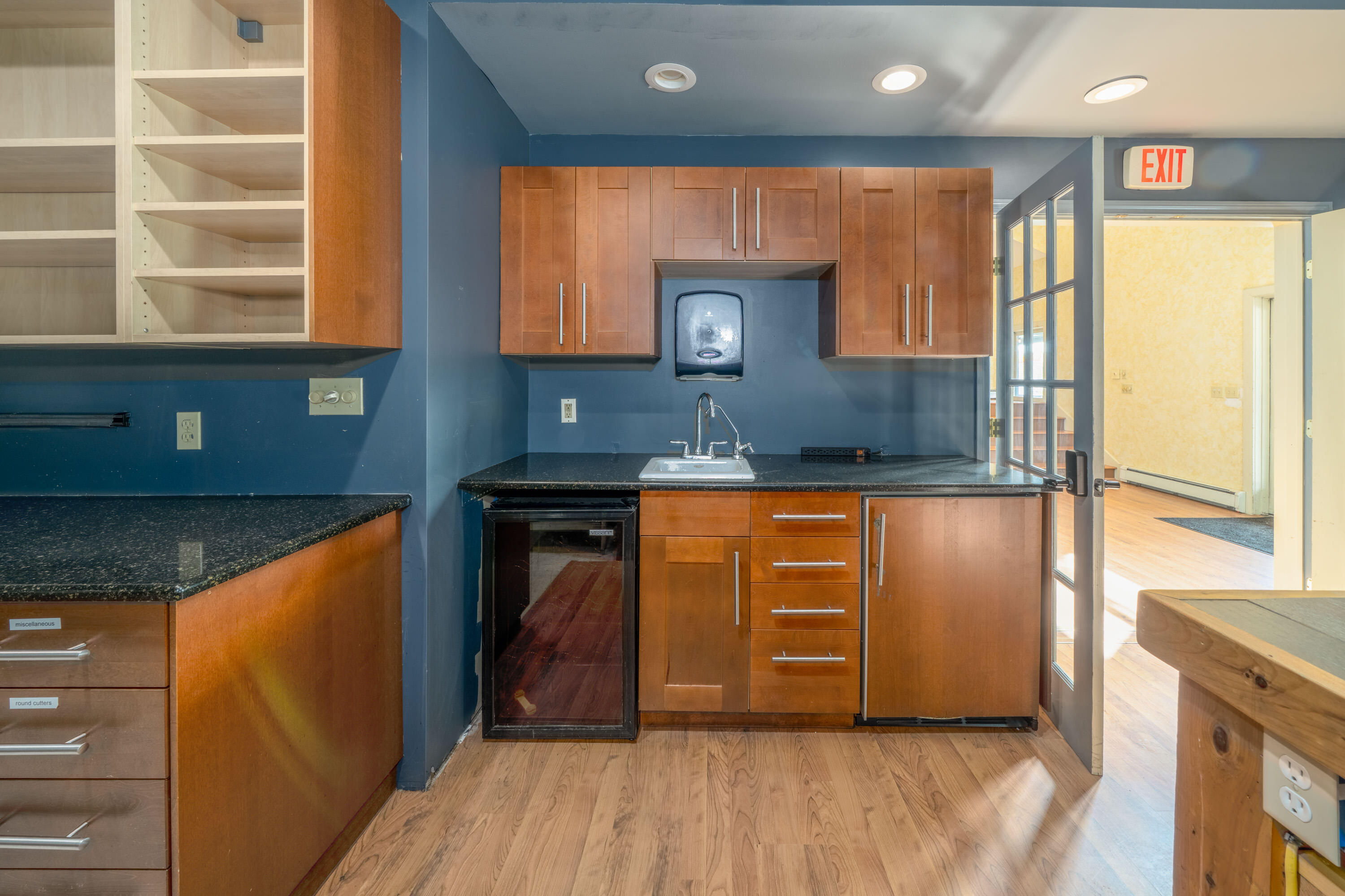 main property photo 31
