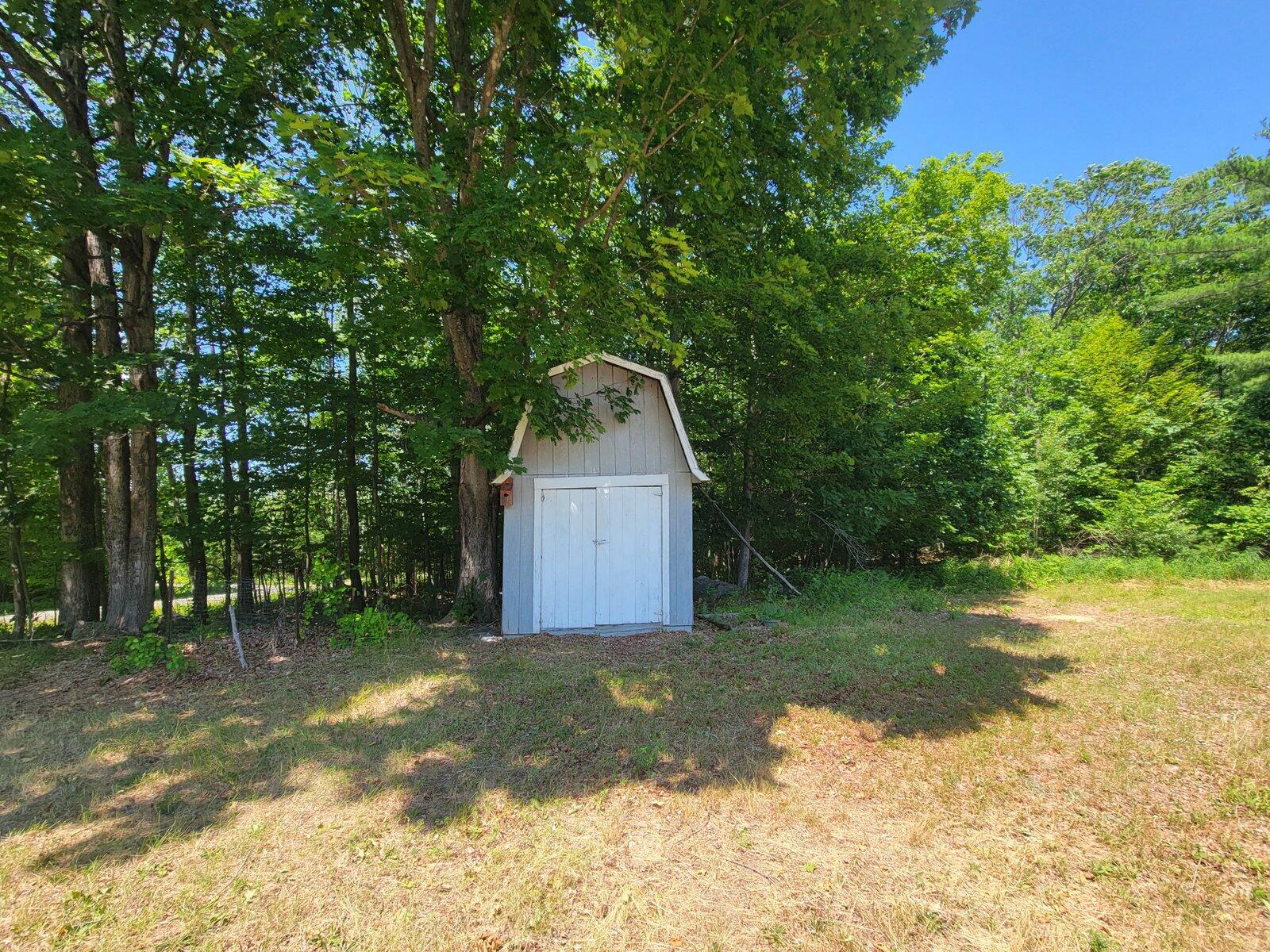 main property photo 46