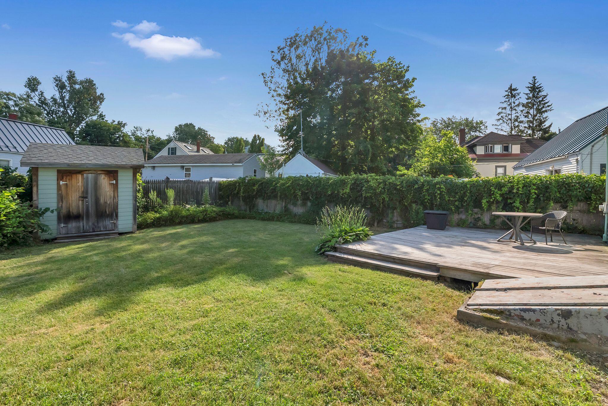main property photo 23