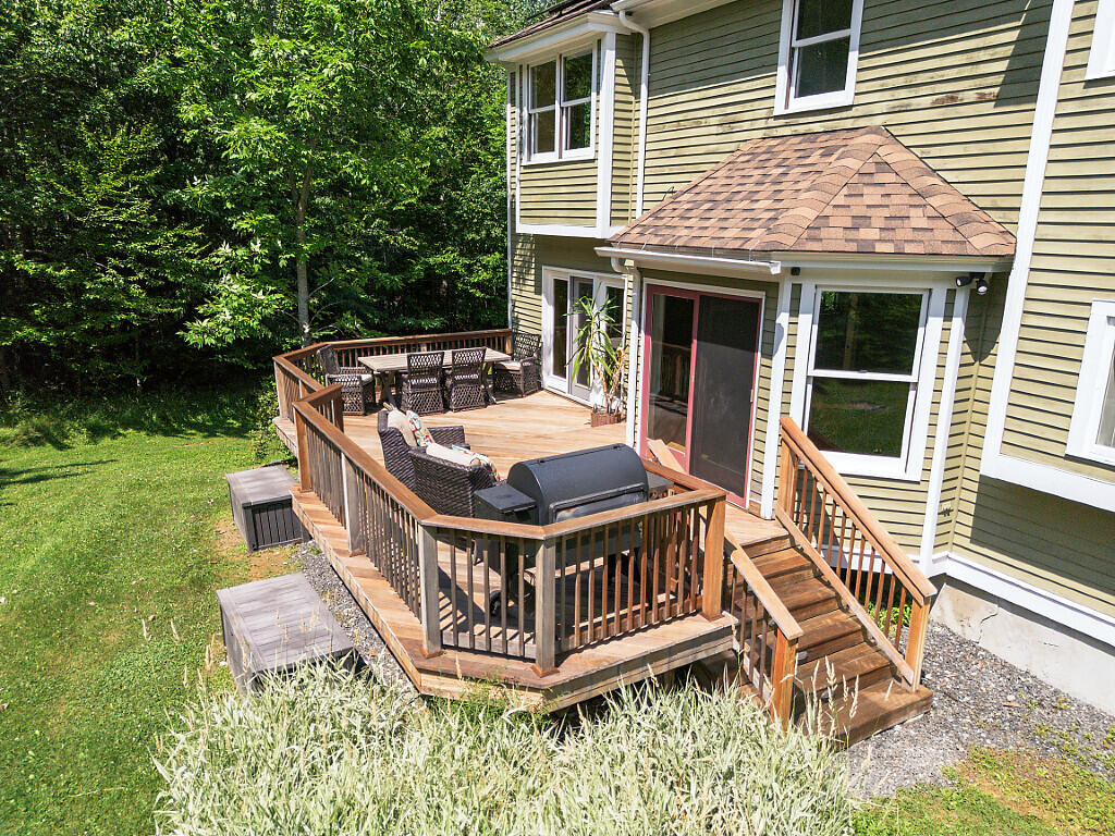main property photo 73