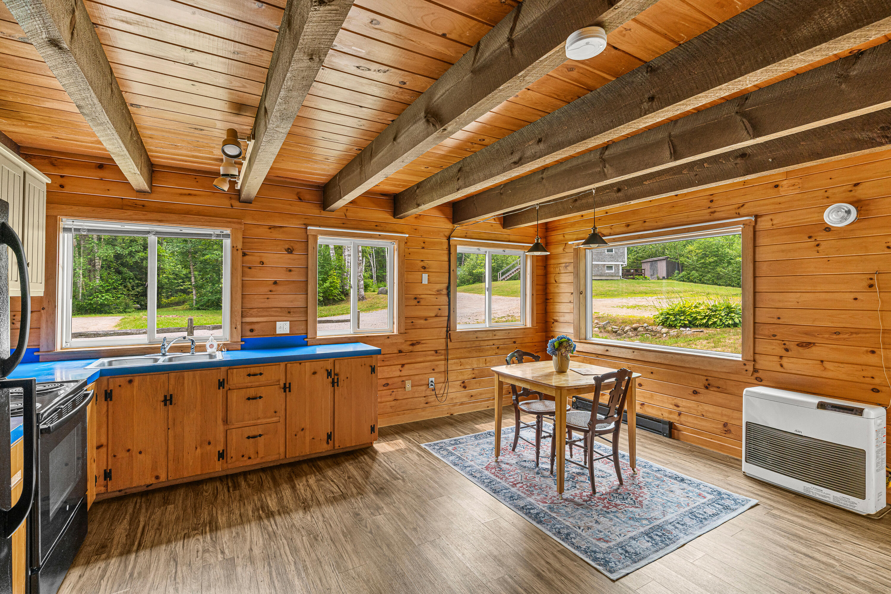 main property photo 50