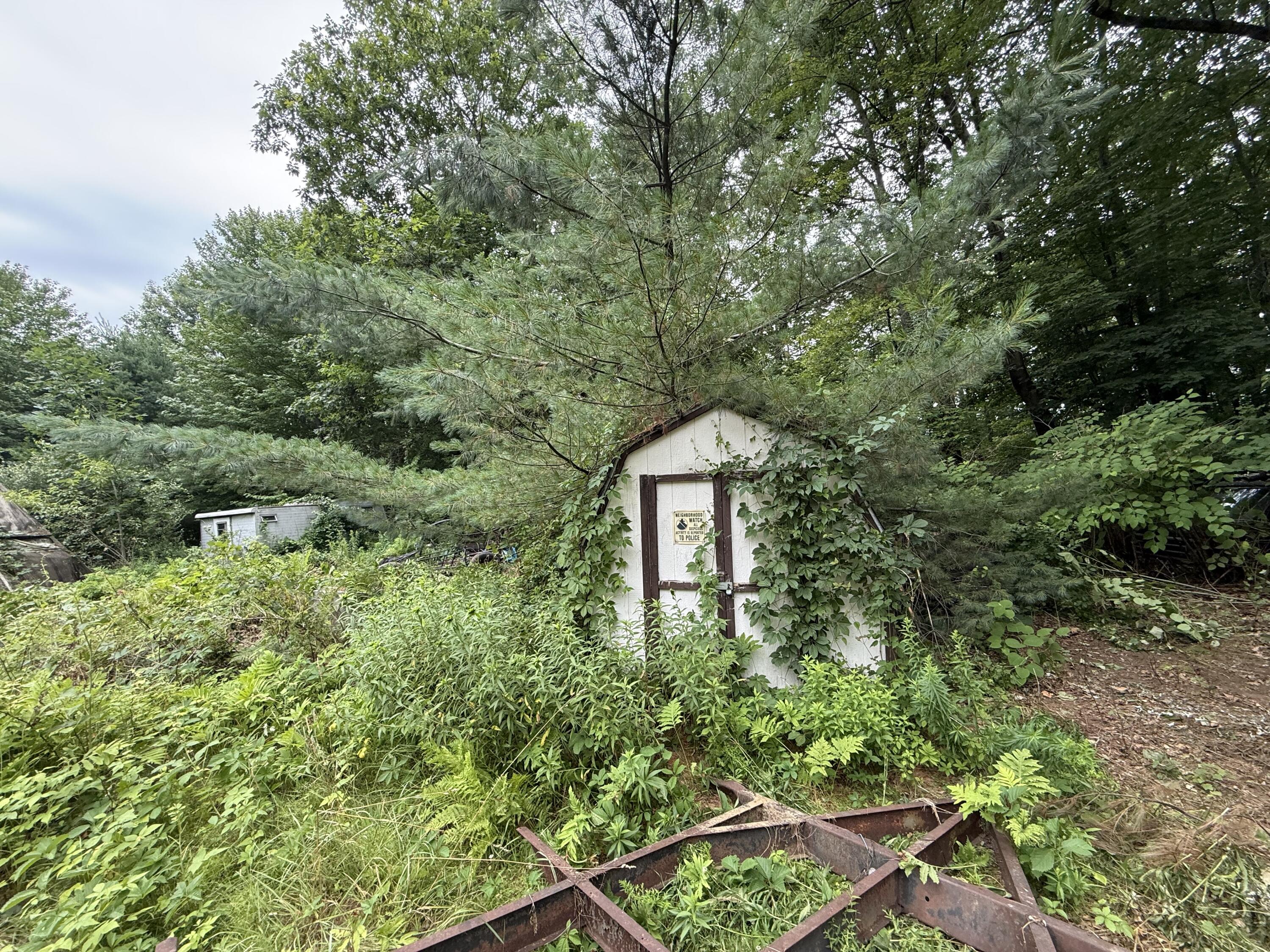 main property photo 34