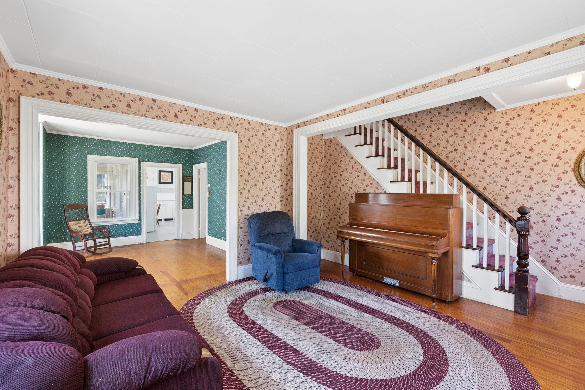 main property photo 39