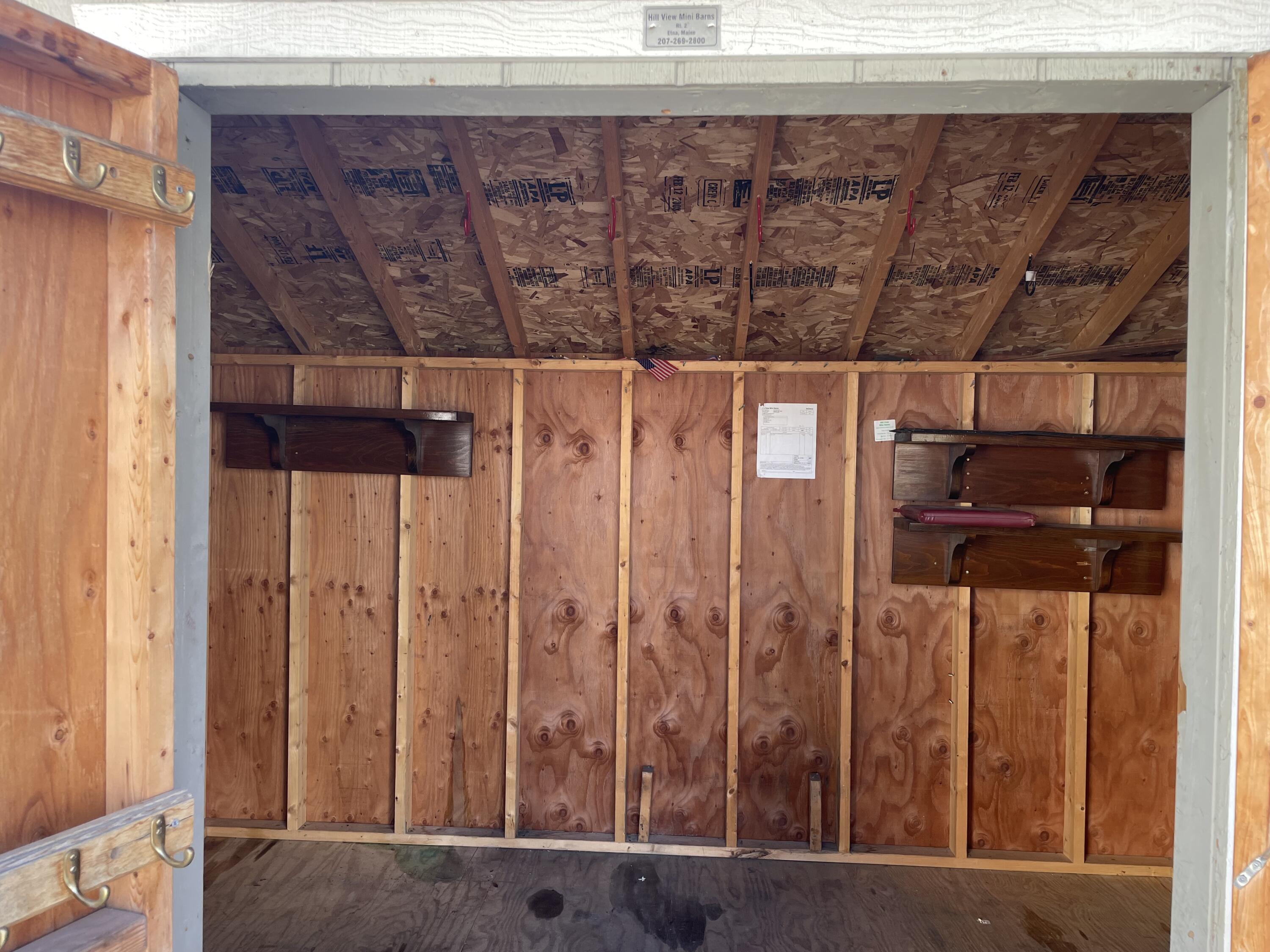 main property photo 28