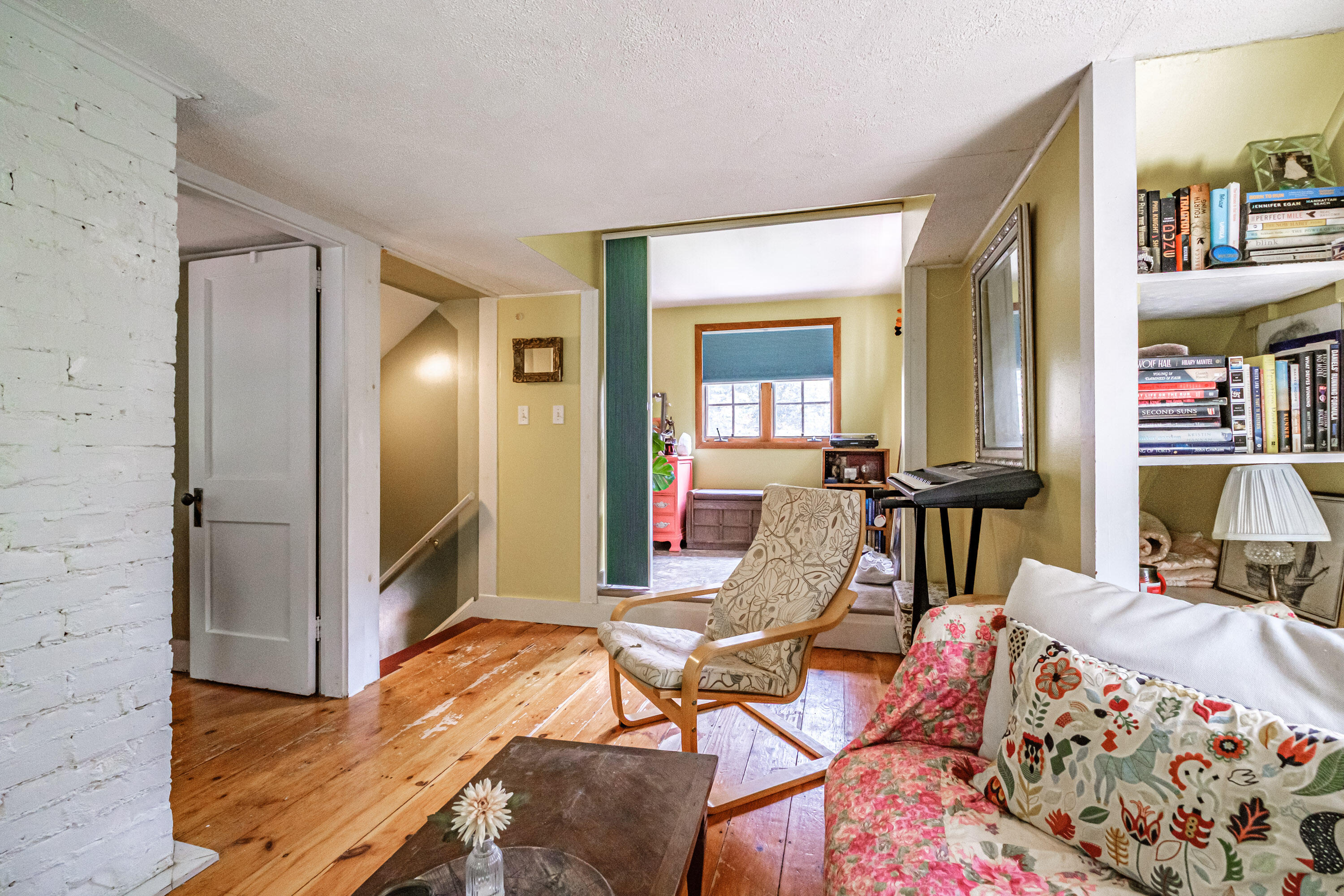 main property photo 31