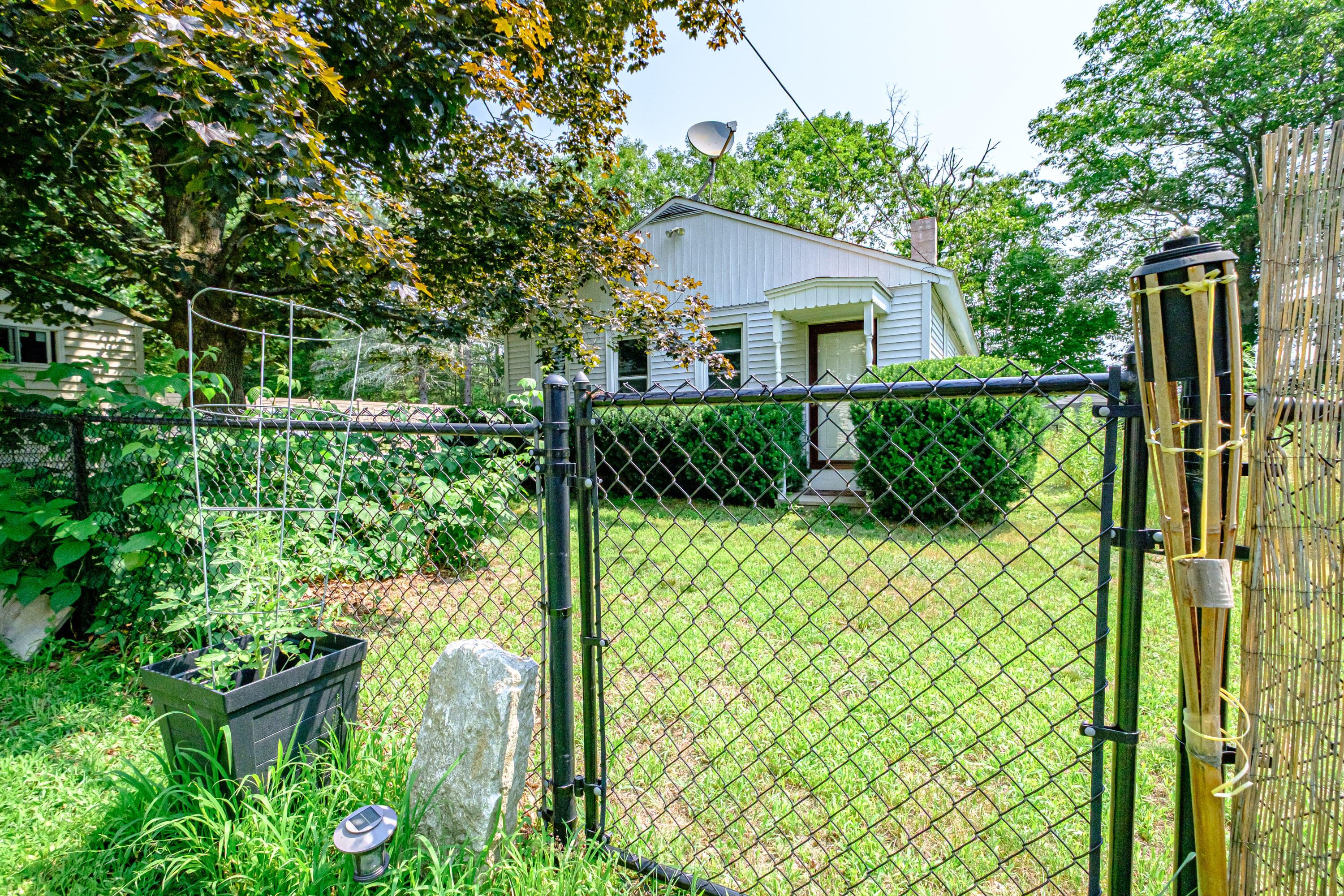 main property photo 63