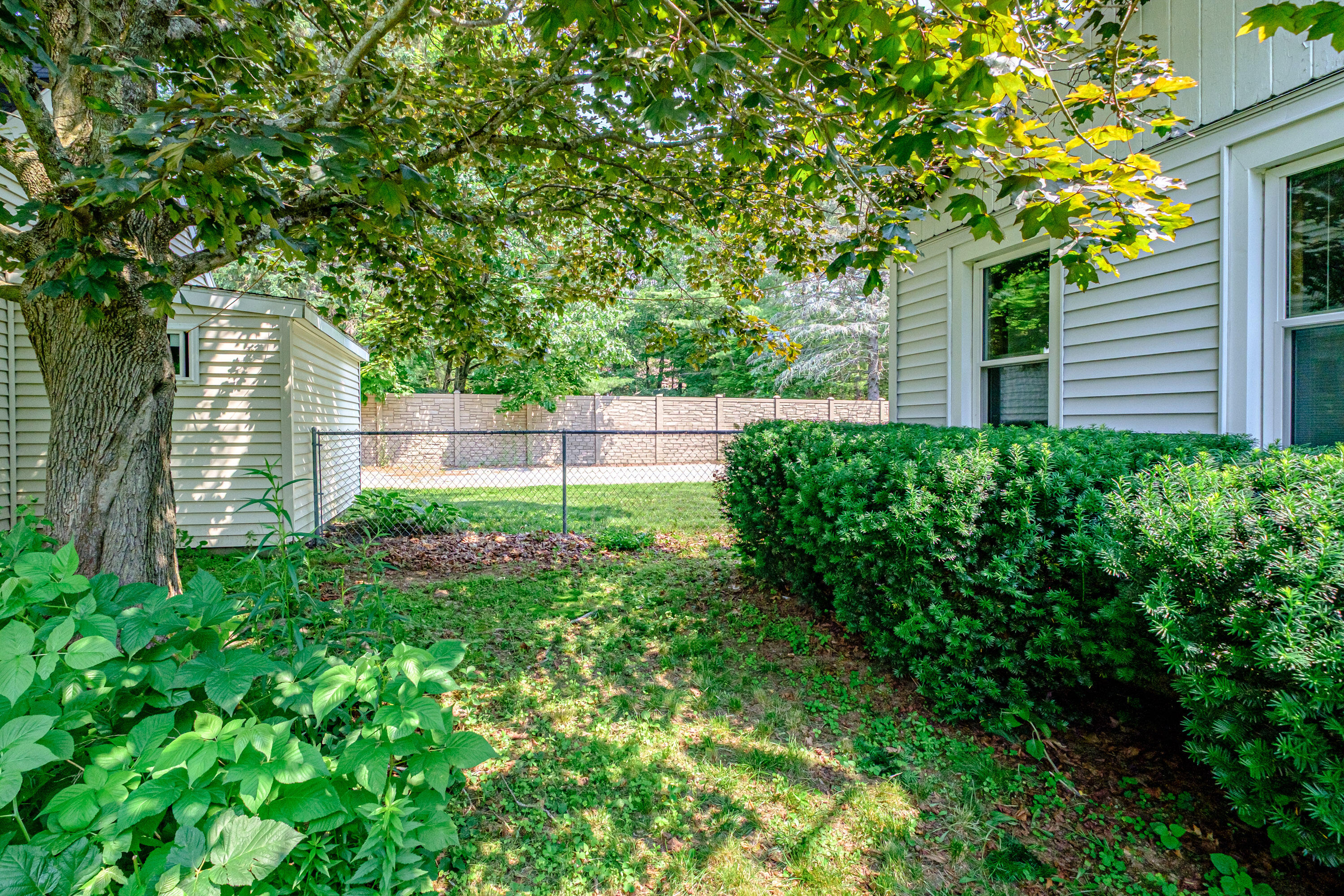 main property photo 66