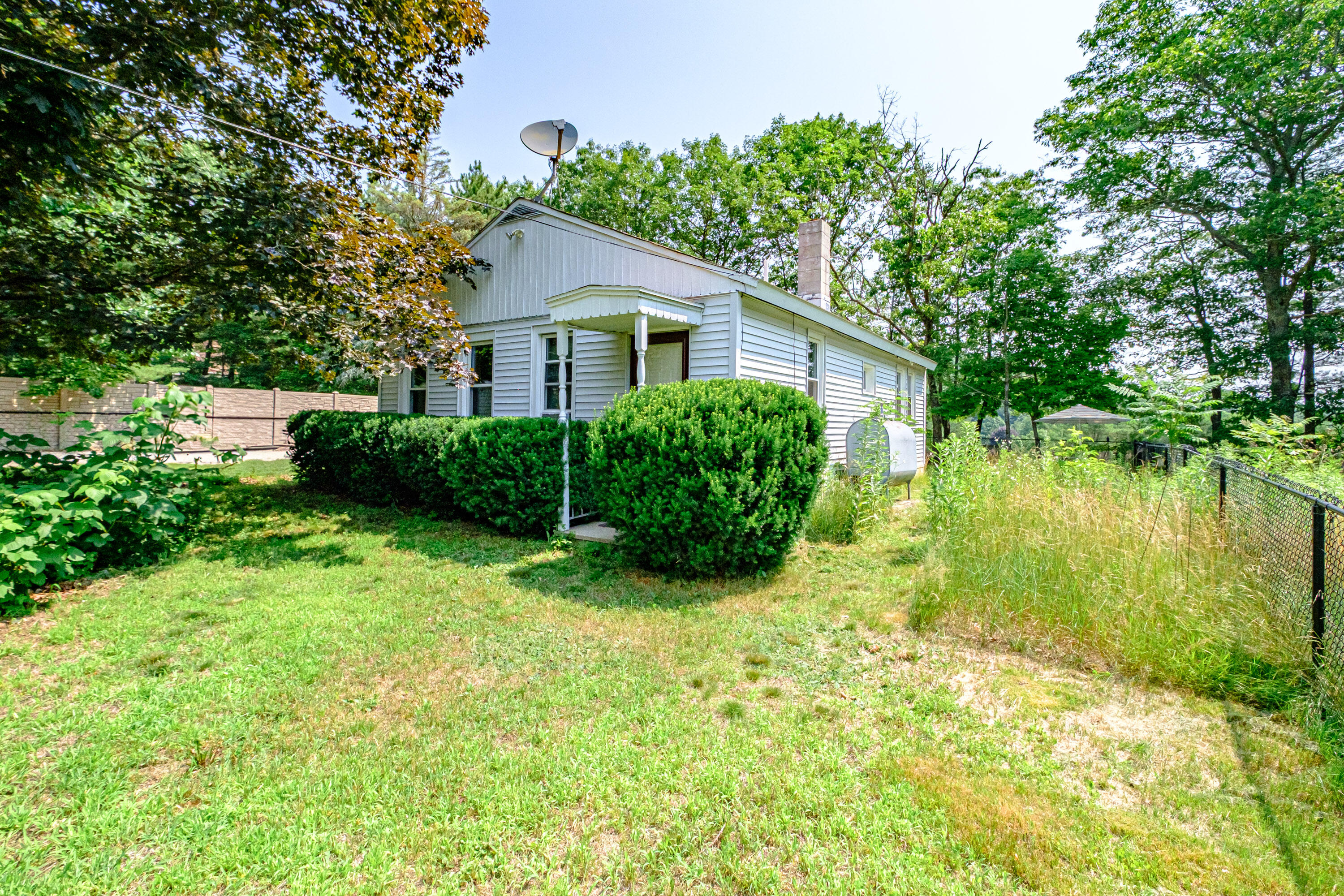 main property photo 73