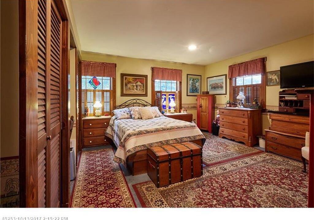 main property photo 26