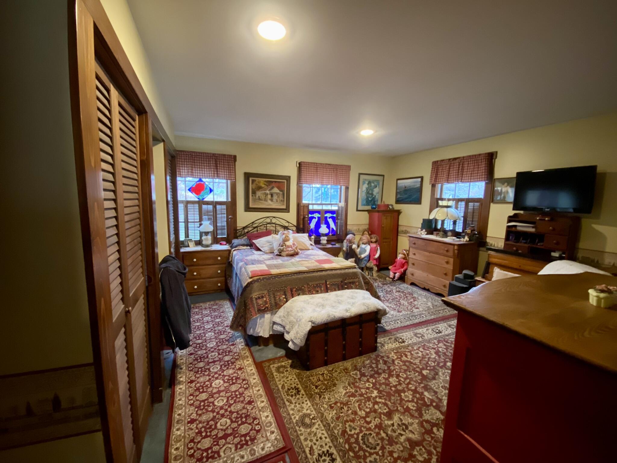 main property photo 61