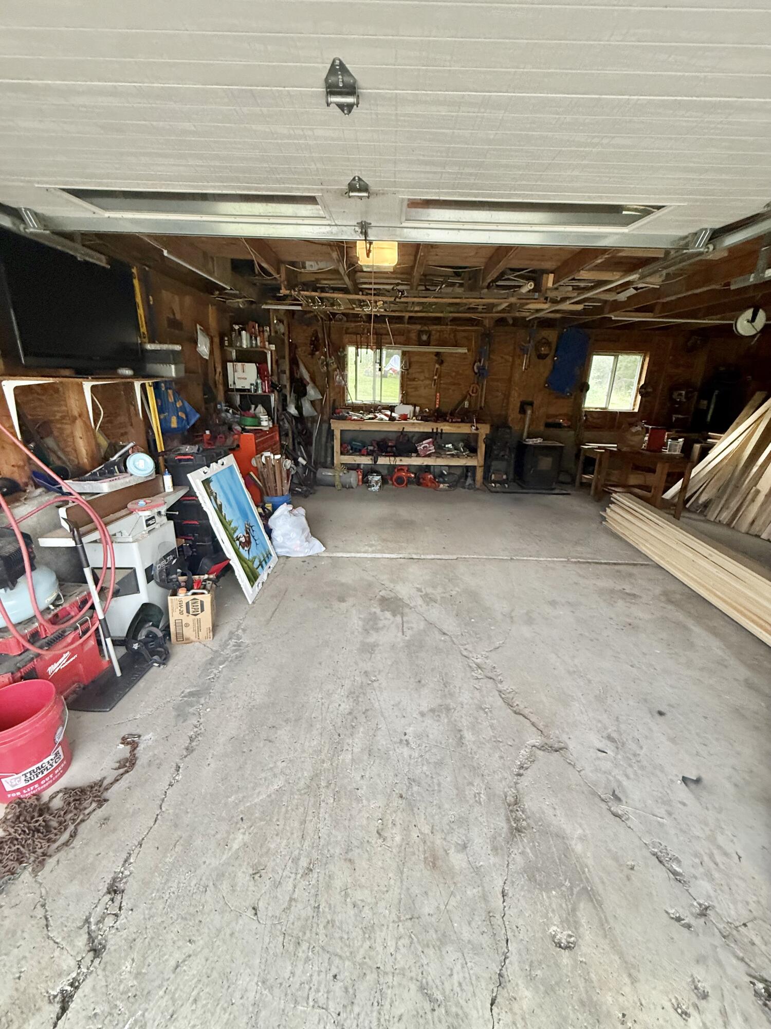 main property photo 74