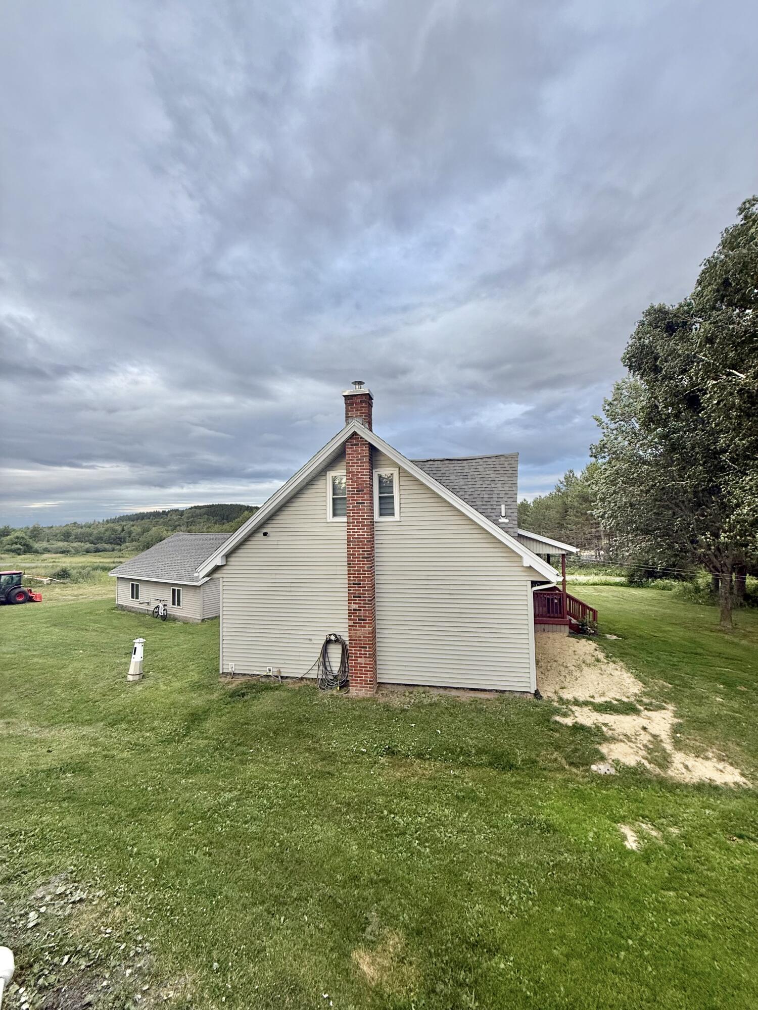 main property photo 8