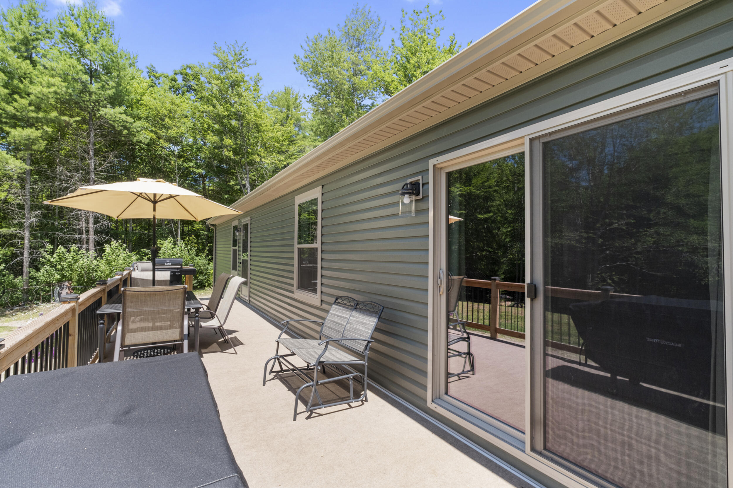 main property photo 39