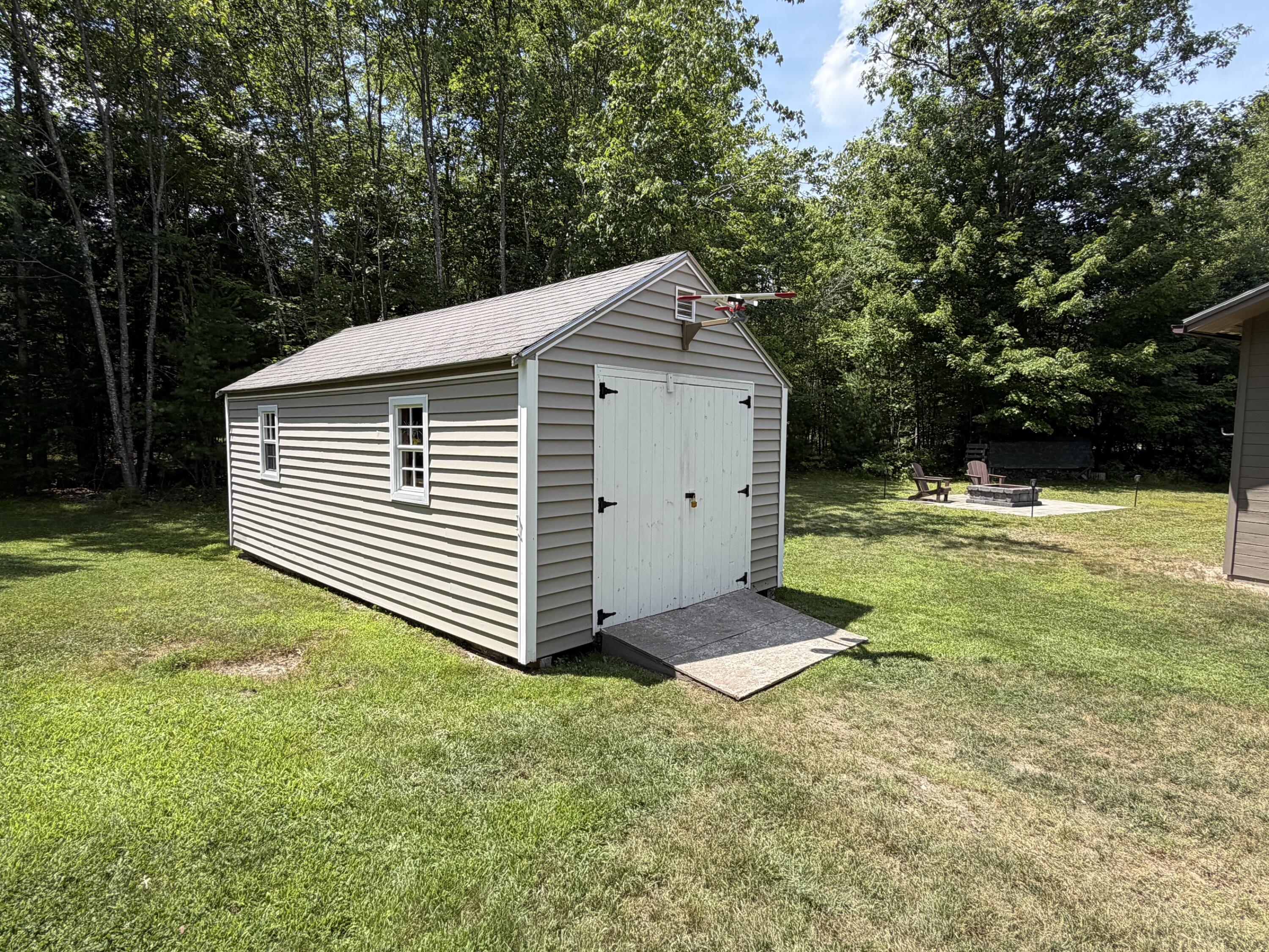 main property photo 35