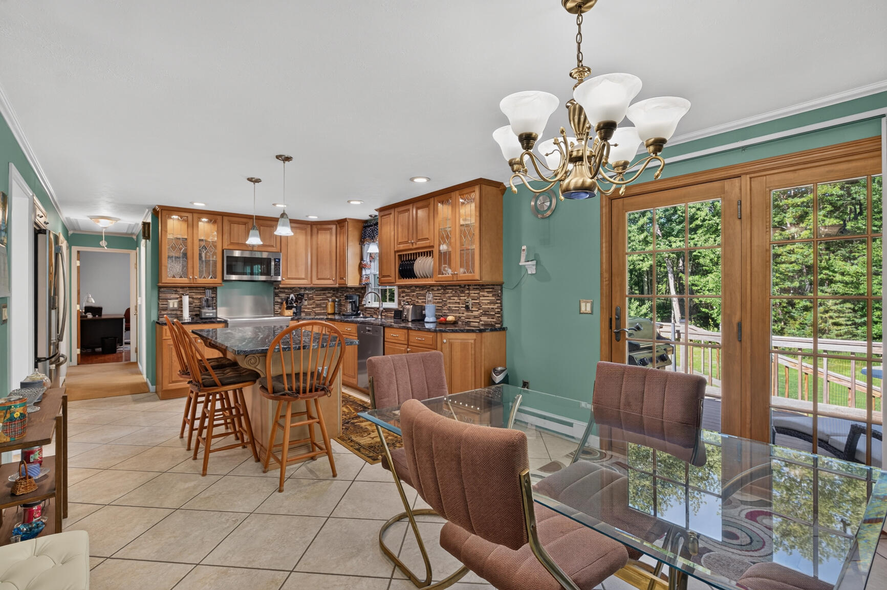 main property photo 3