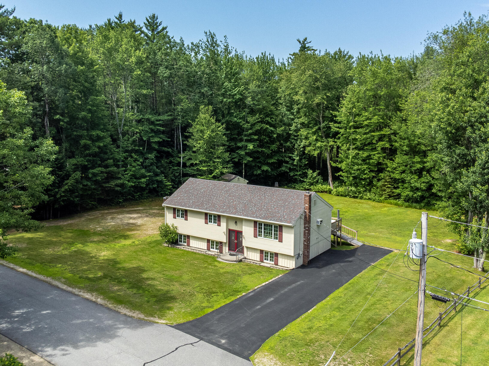 main property photo 41
