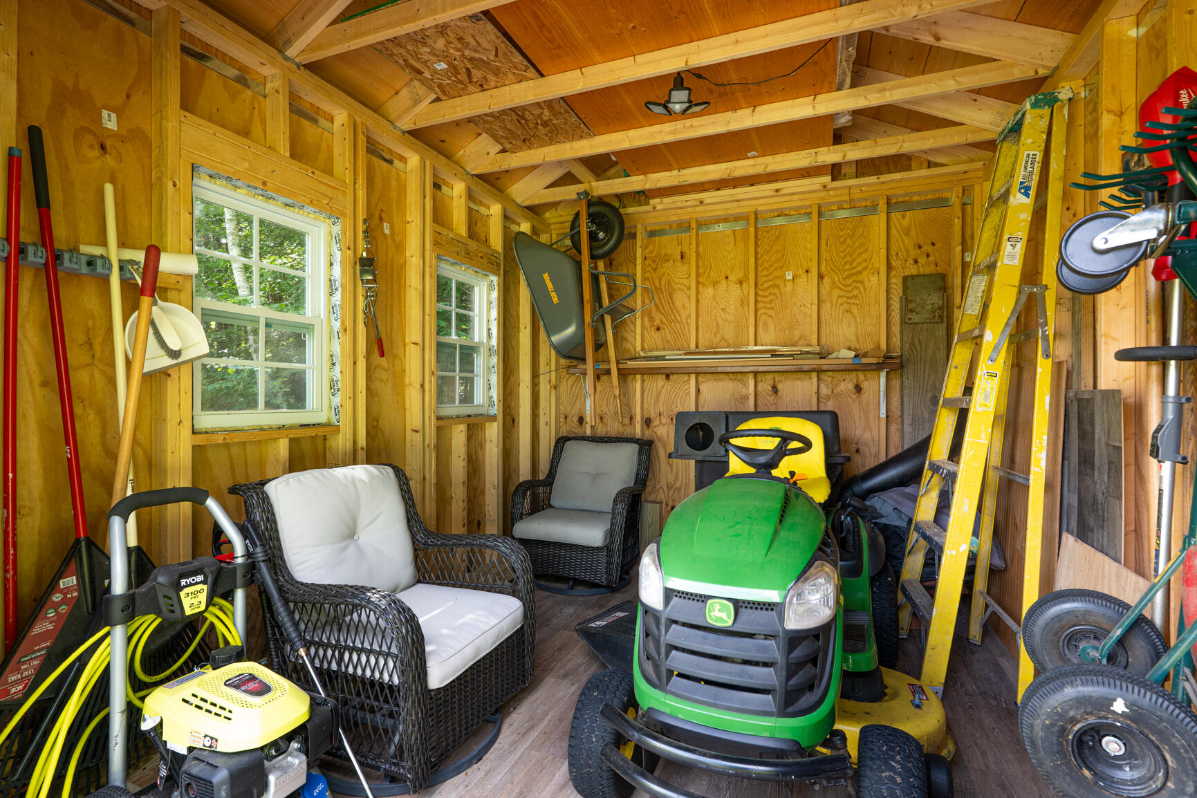 main property photo 44