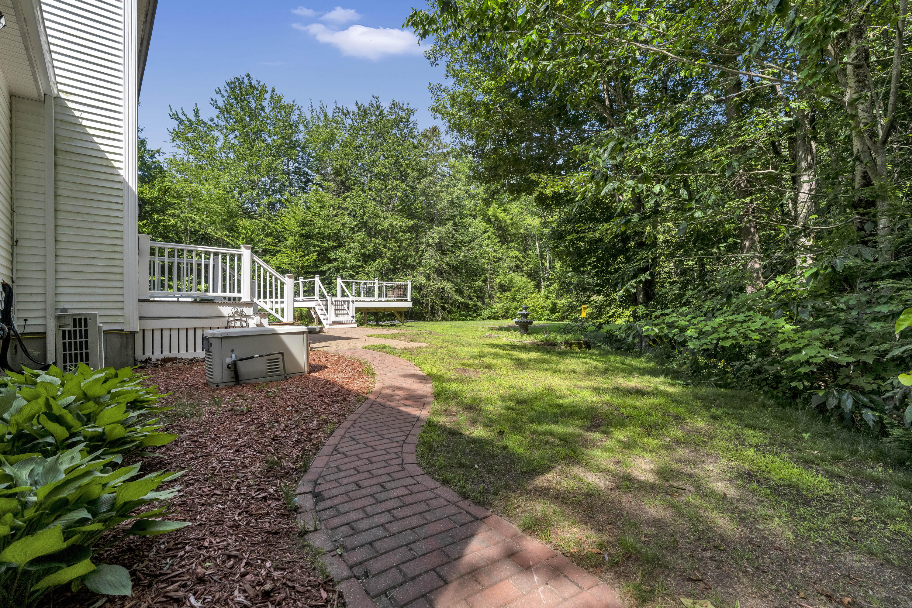 main property photo 30