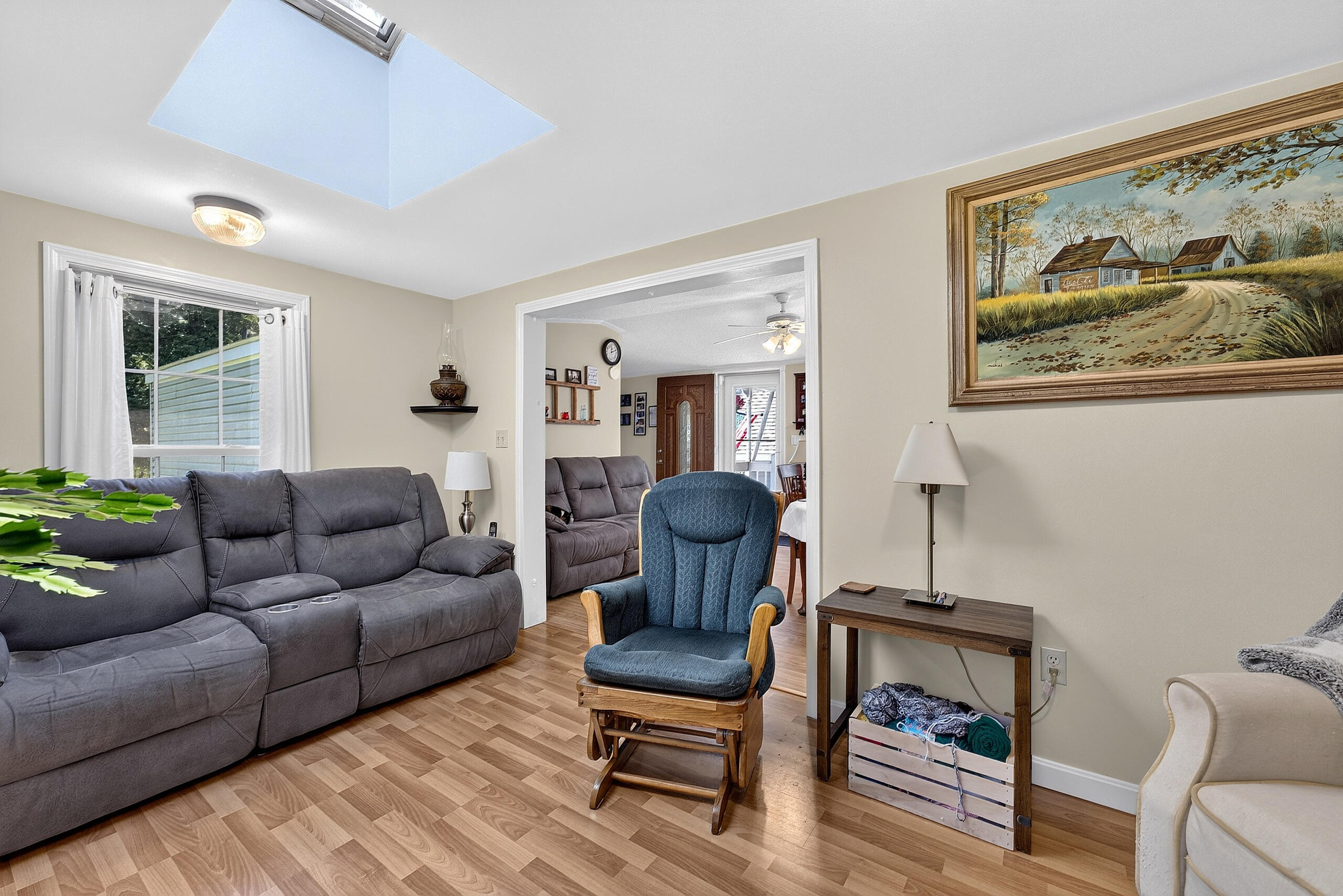 main property photo 7