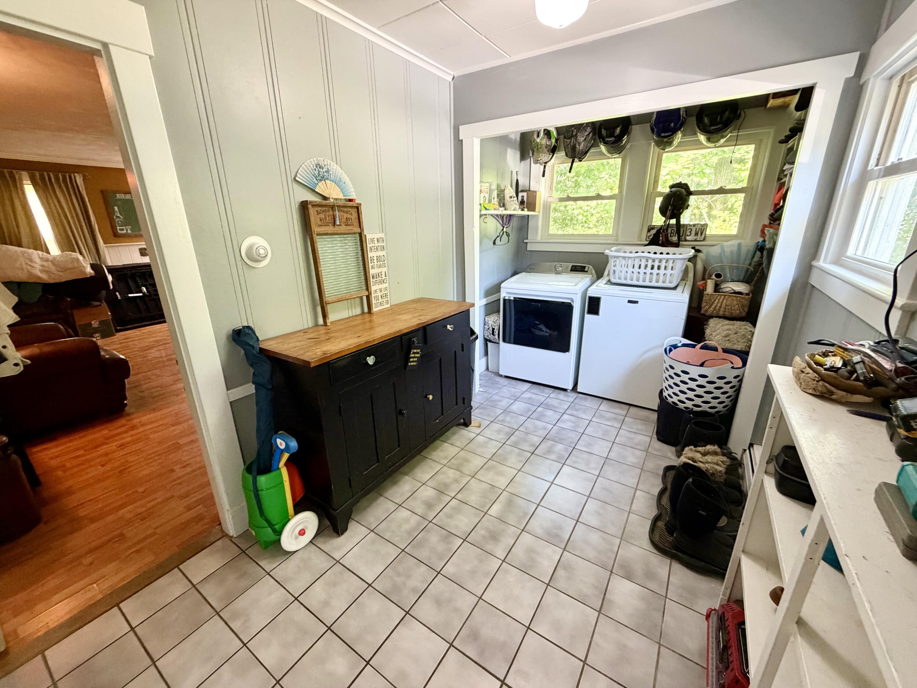 main property photo 68