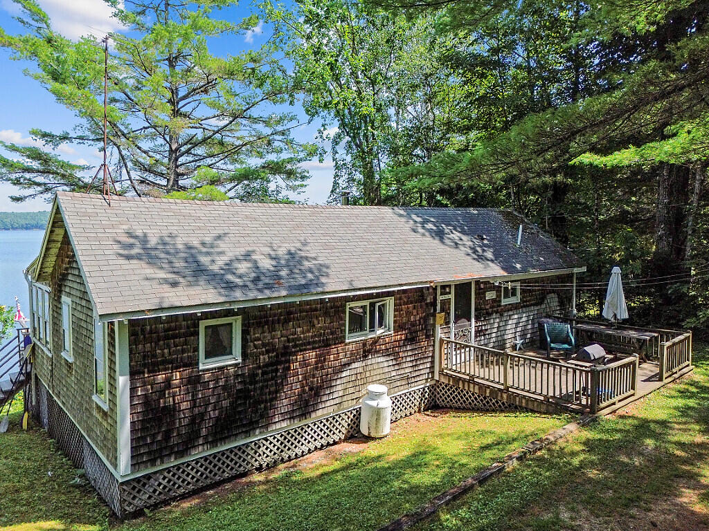 main property photo 41