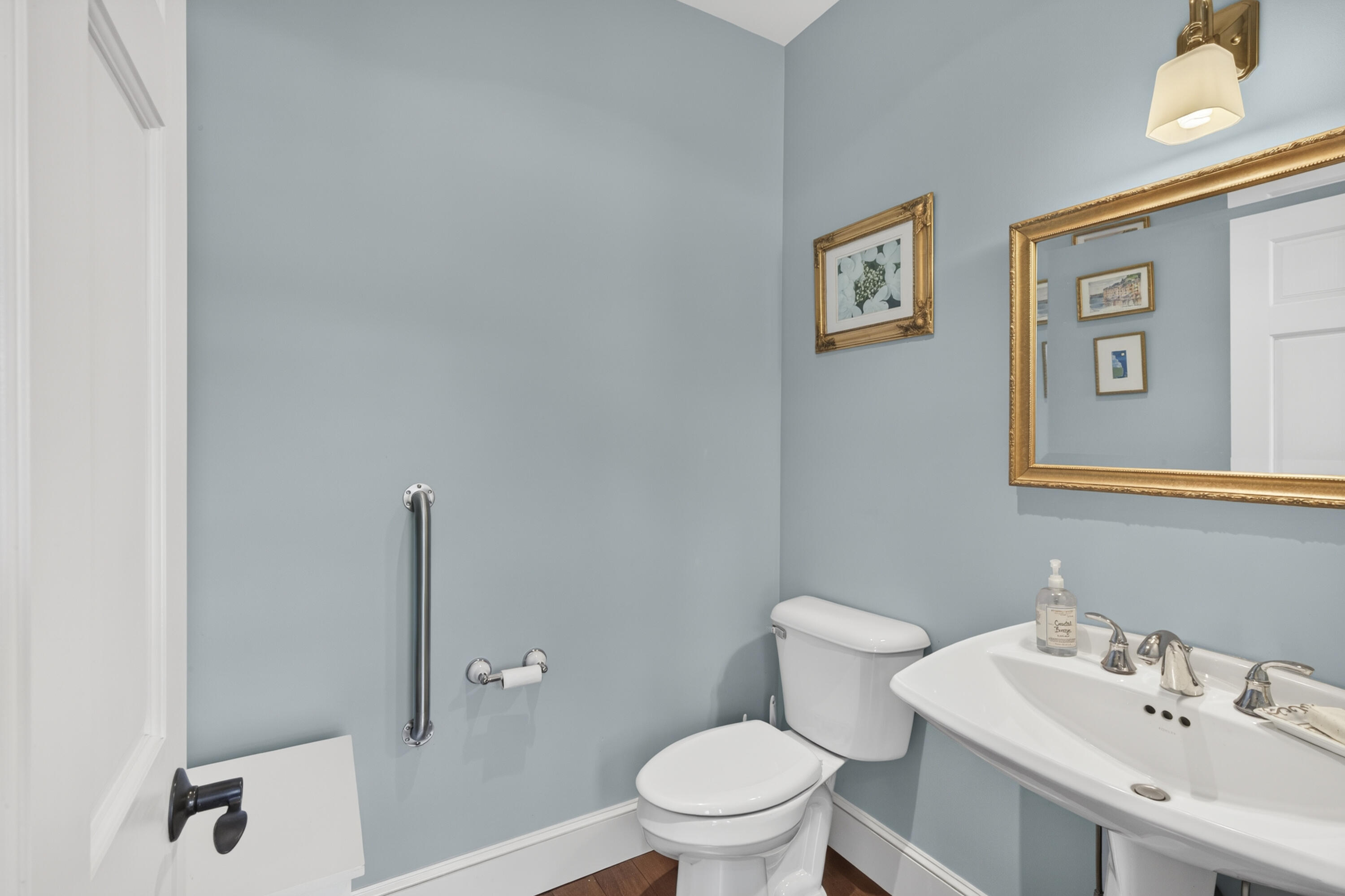 main property photo 14