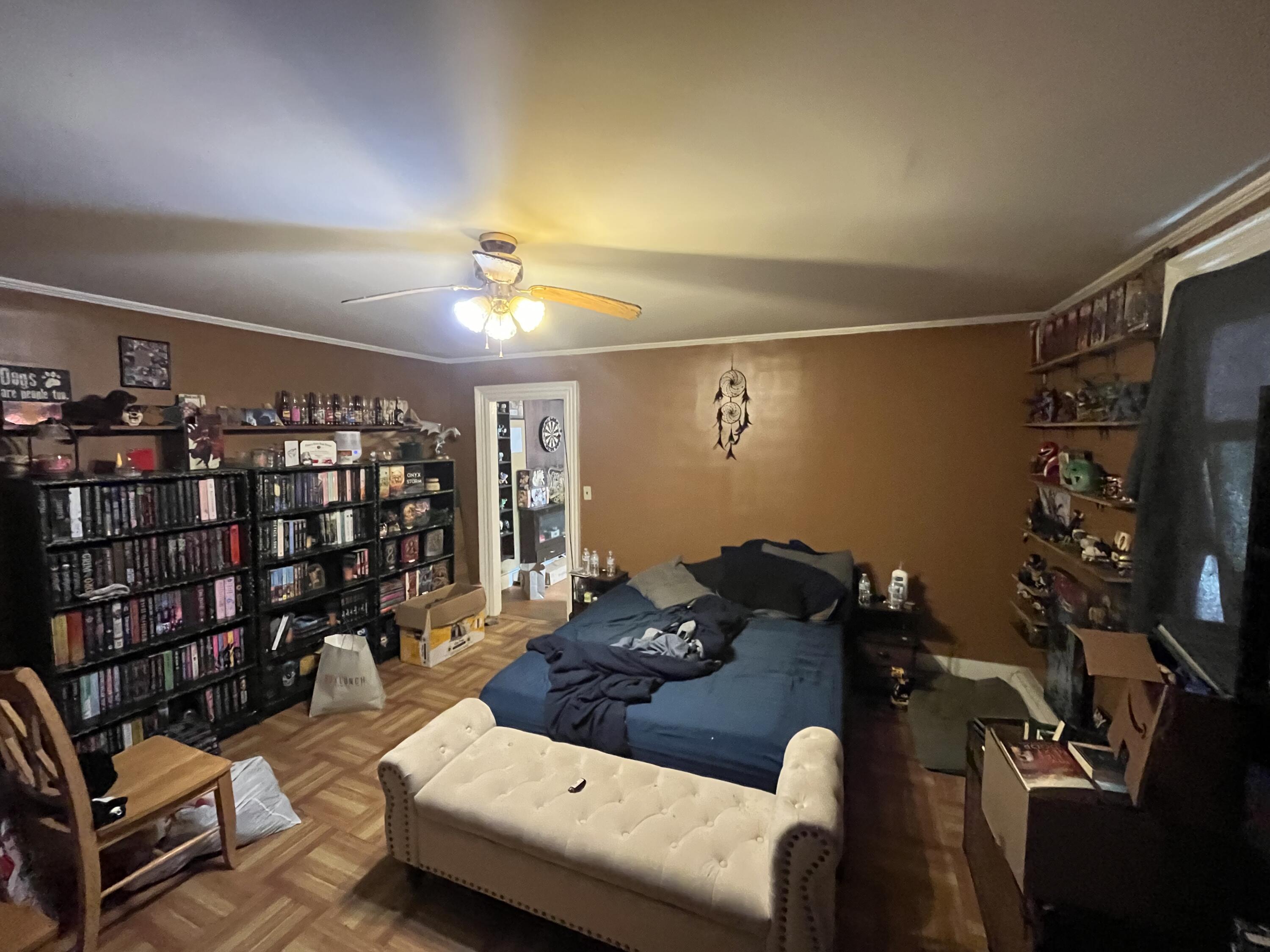 main property photo 11