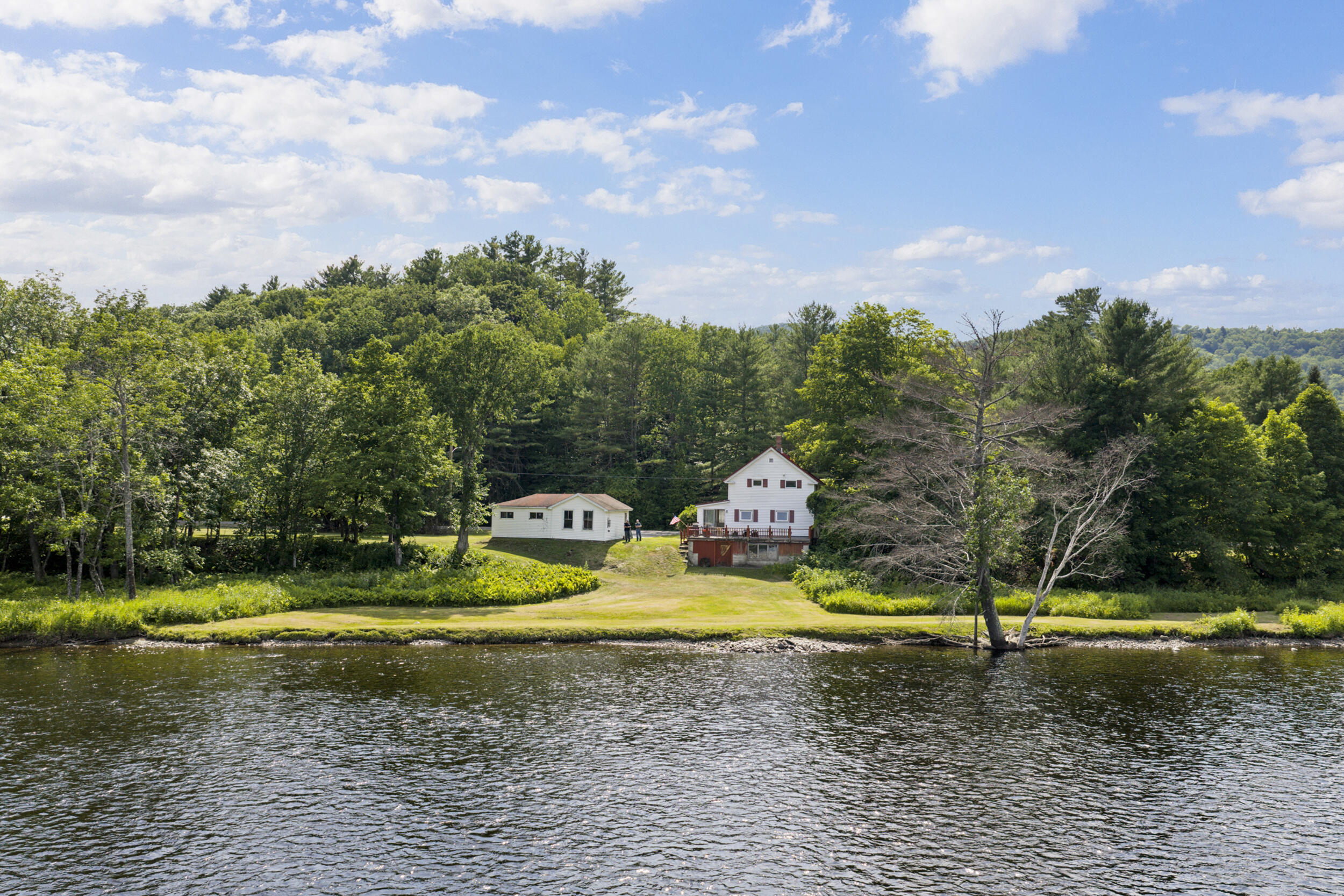 main property photo 13